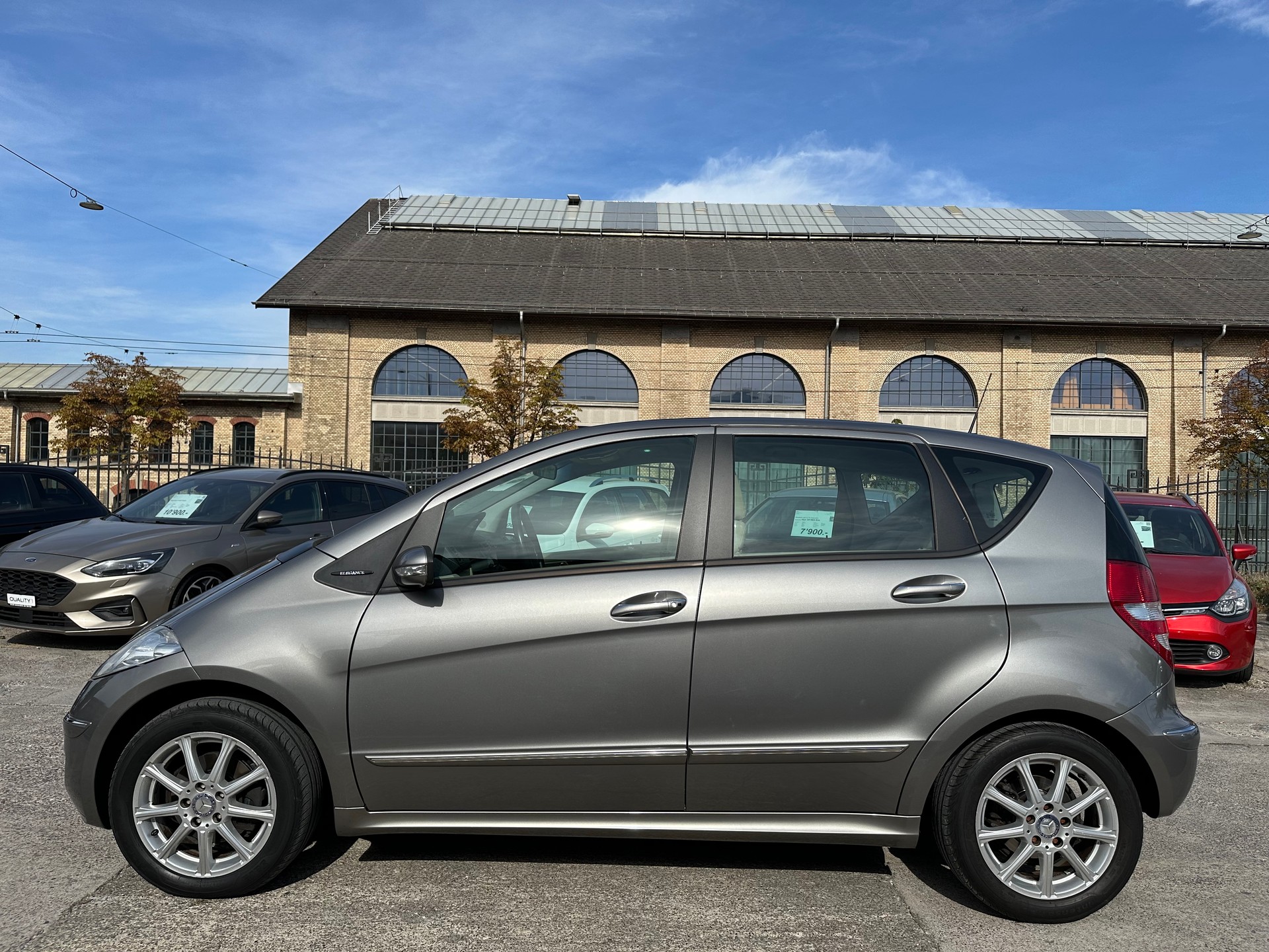 MERCEDES-BENZ A 170 Elégance-showroom-element-3