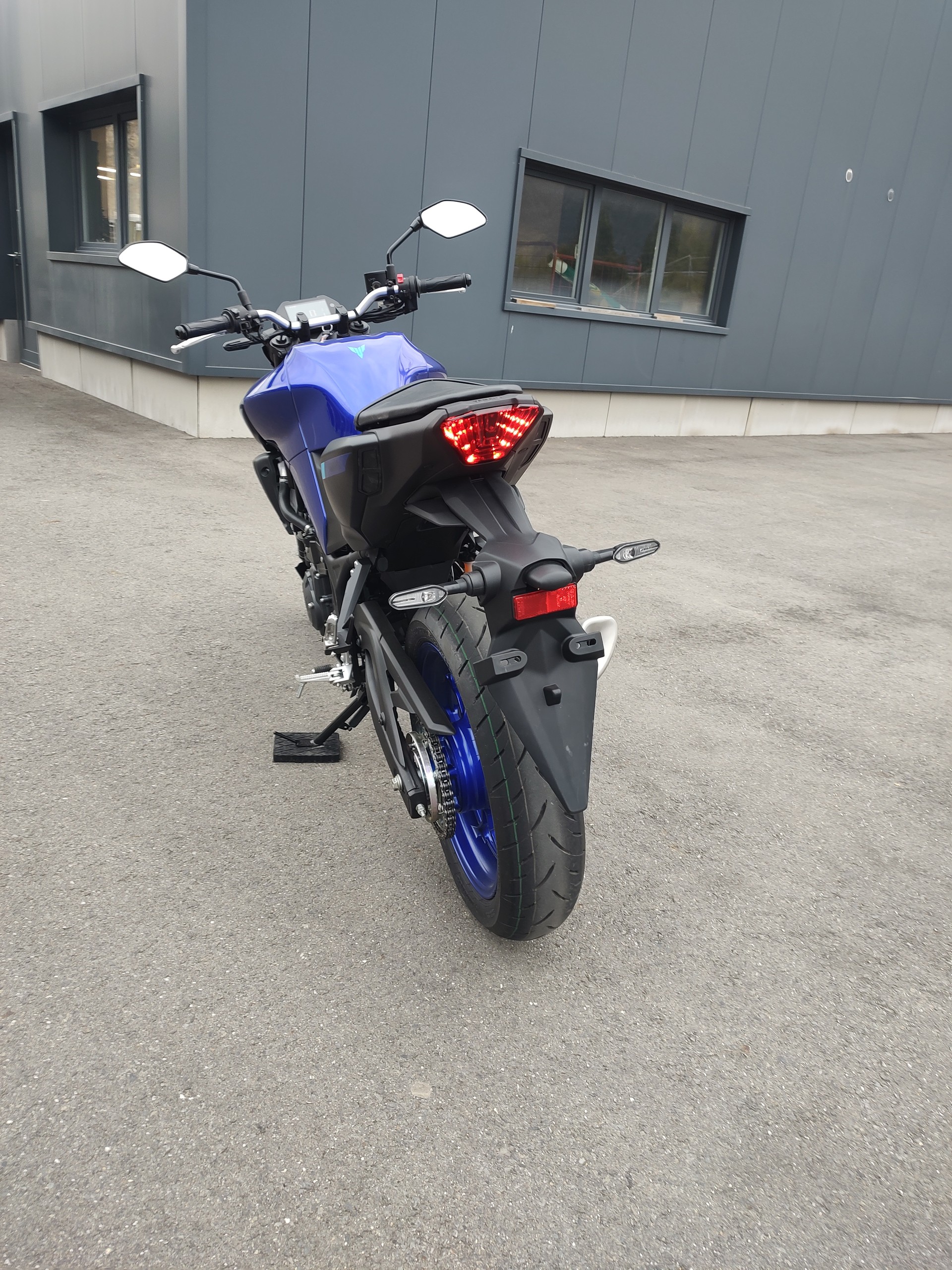 YAMAHA MT-03-image-5