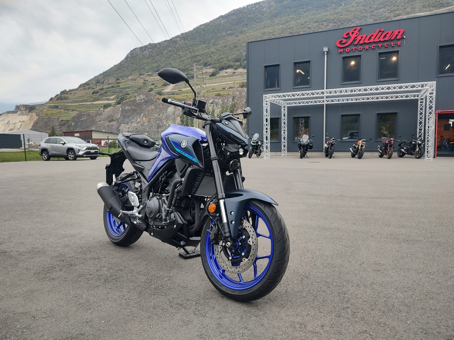 YAMAHA MT-03-image-1