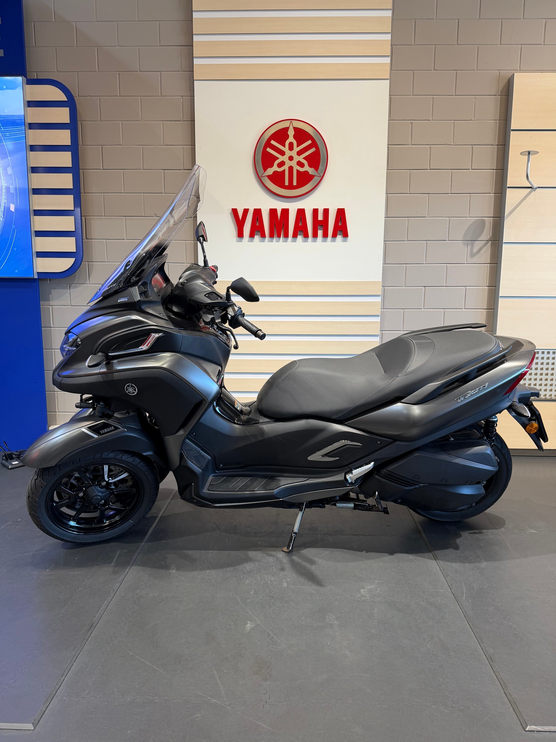 YAMAHA Tricity MW 300 ABS-image-2