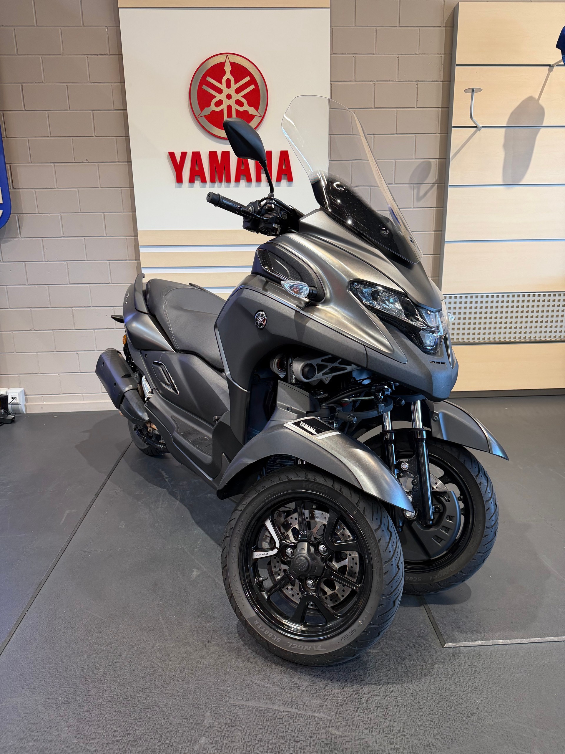 YAMAHA Tricity MW 300 ABS-image-1