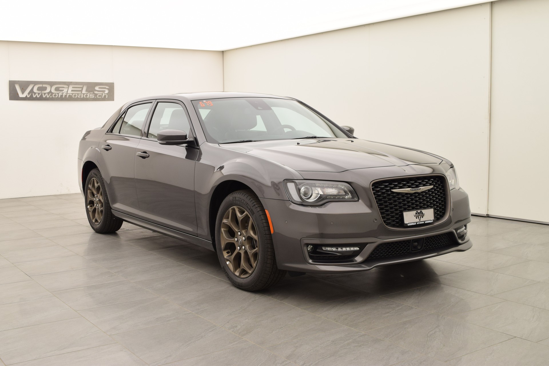 CHRYSLER 300S 3.6 VVT AWD-showroom-element-3