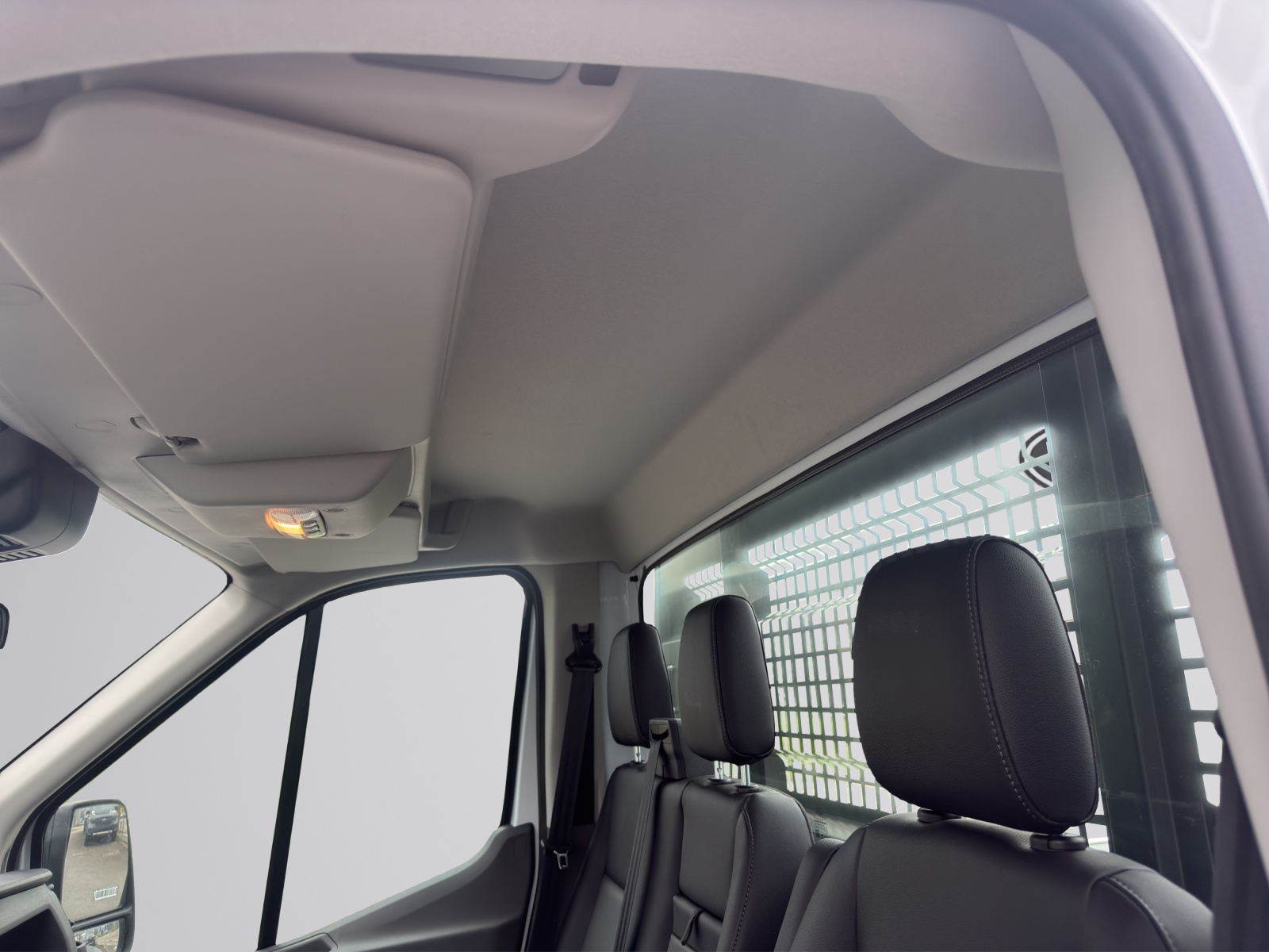 FORD Transit 470 L2 Trend 2.0 TDCi 170 RWD-image-9