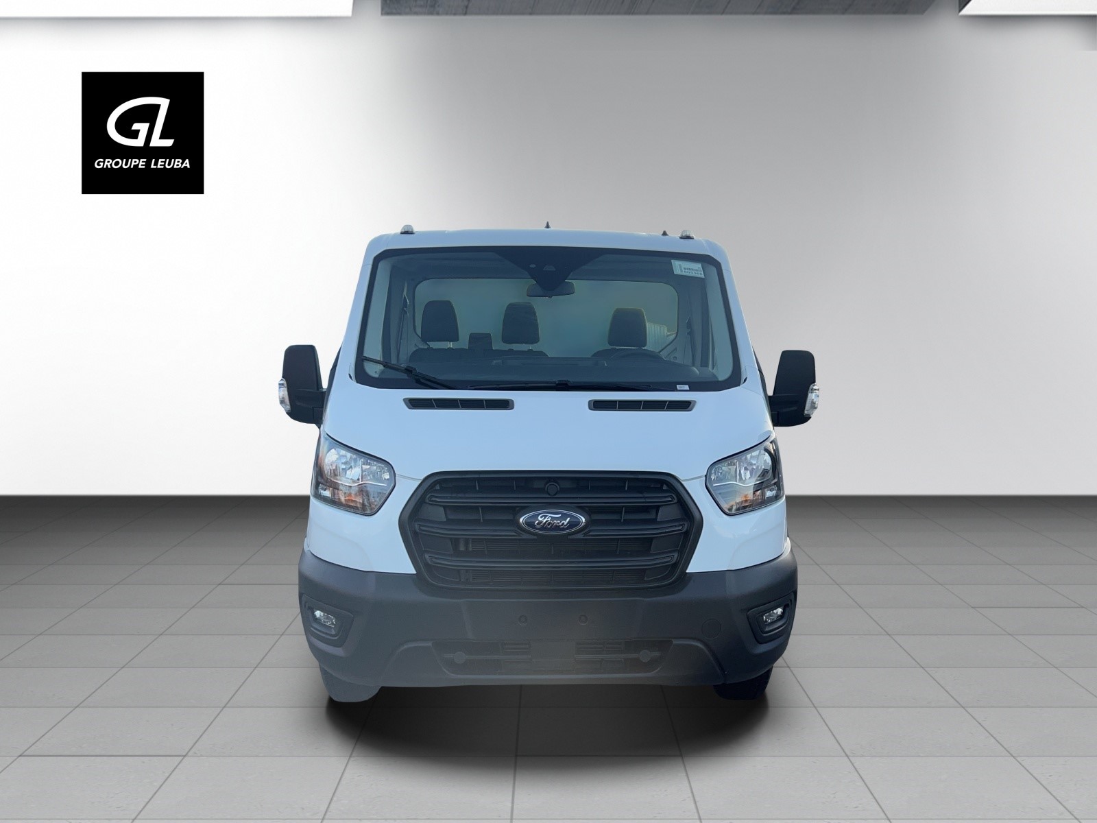 FORD Transit 470 L2 Trend 2.0 TDCi 170 RWD-showroom-element-1