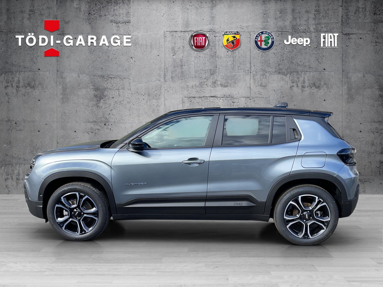 JEEP Avenger Summit-showroom-element-2