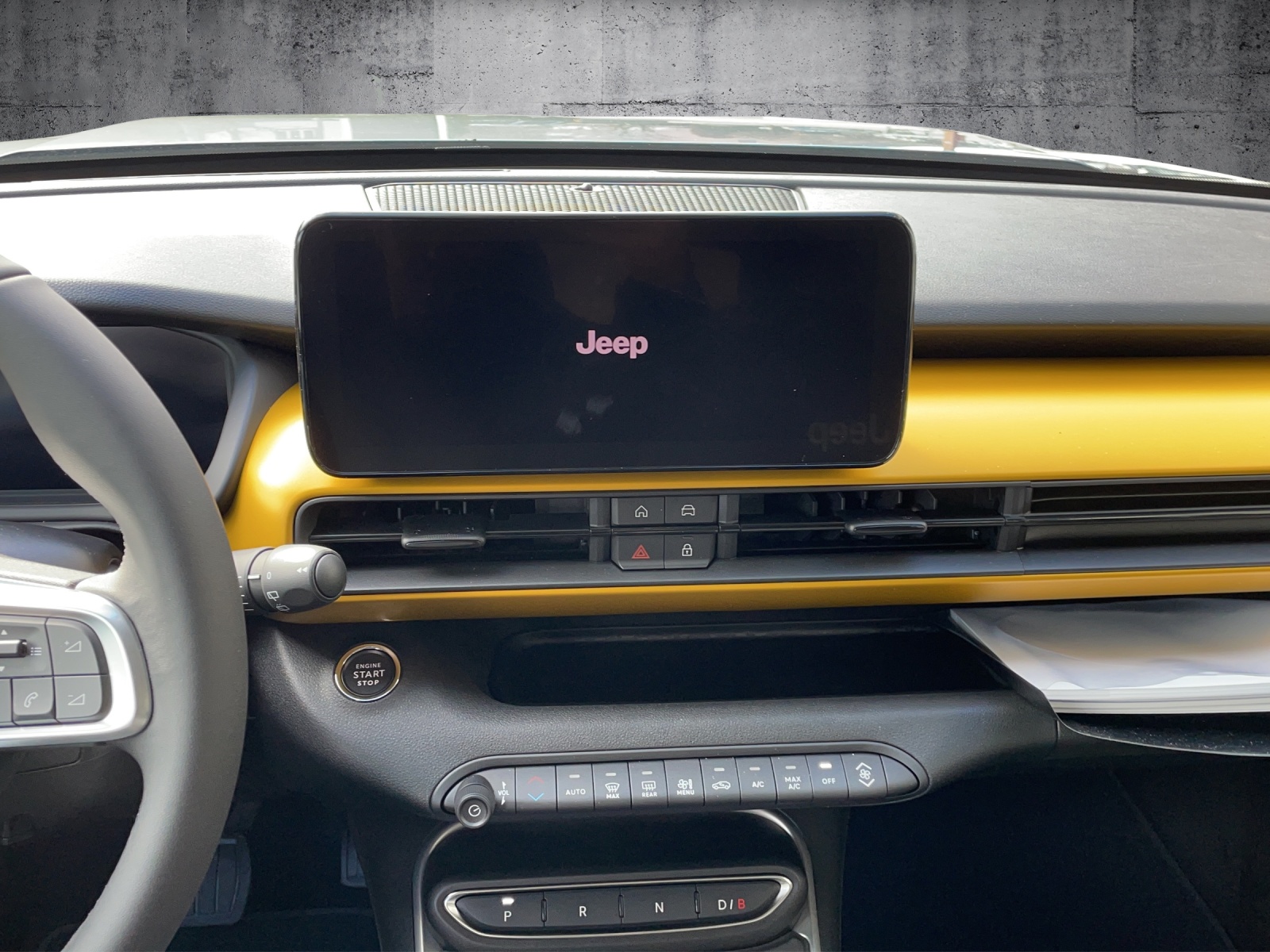 JEEP Avenger Summit-image-11