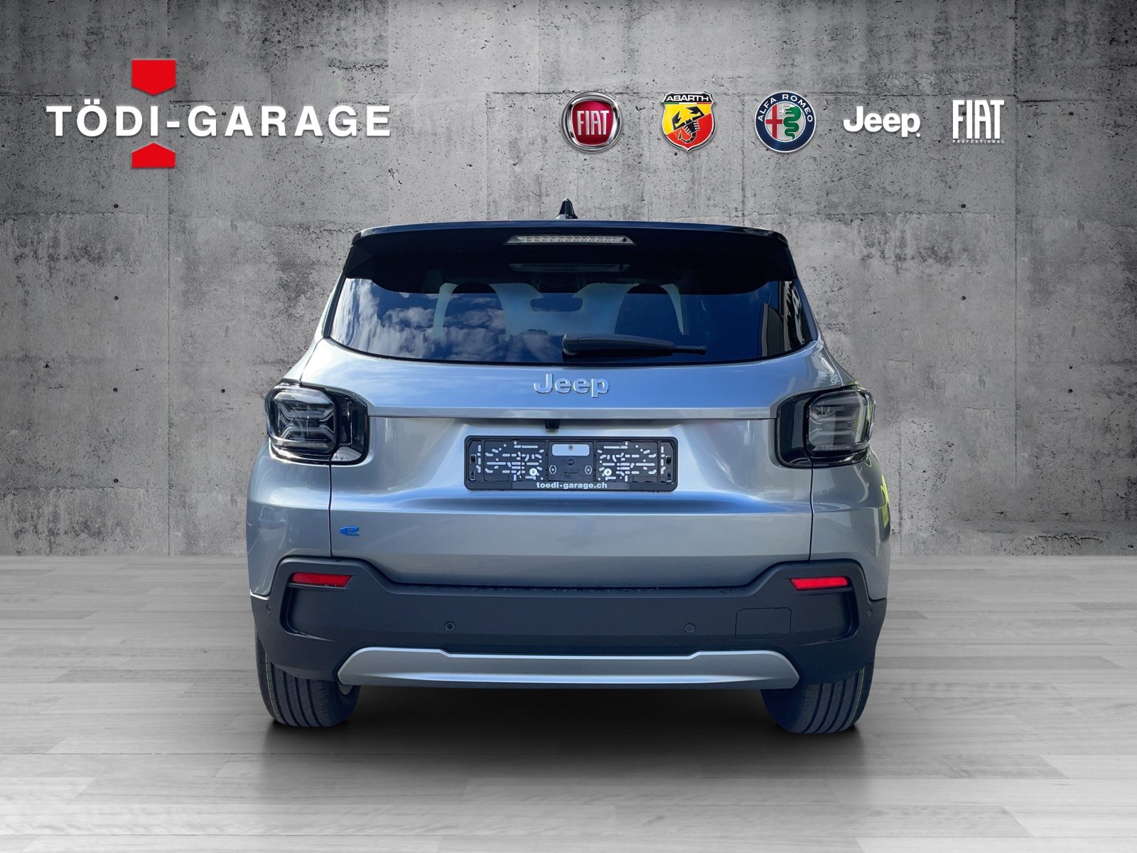JEEP Avenger Summit-image-4
