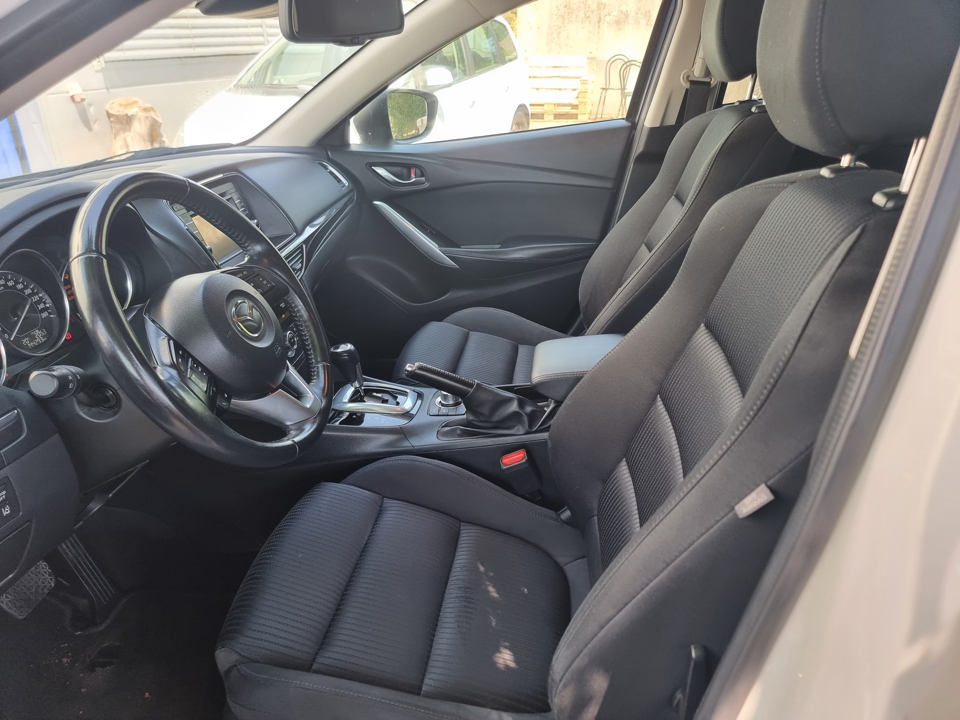 MAZDA 6 Sportwagon 2.2 D 16V Business Automatic-image-5