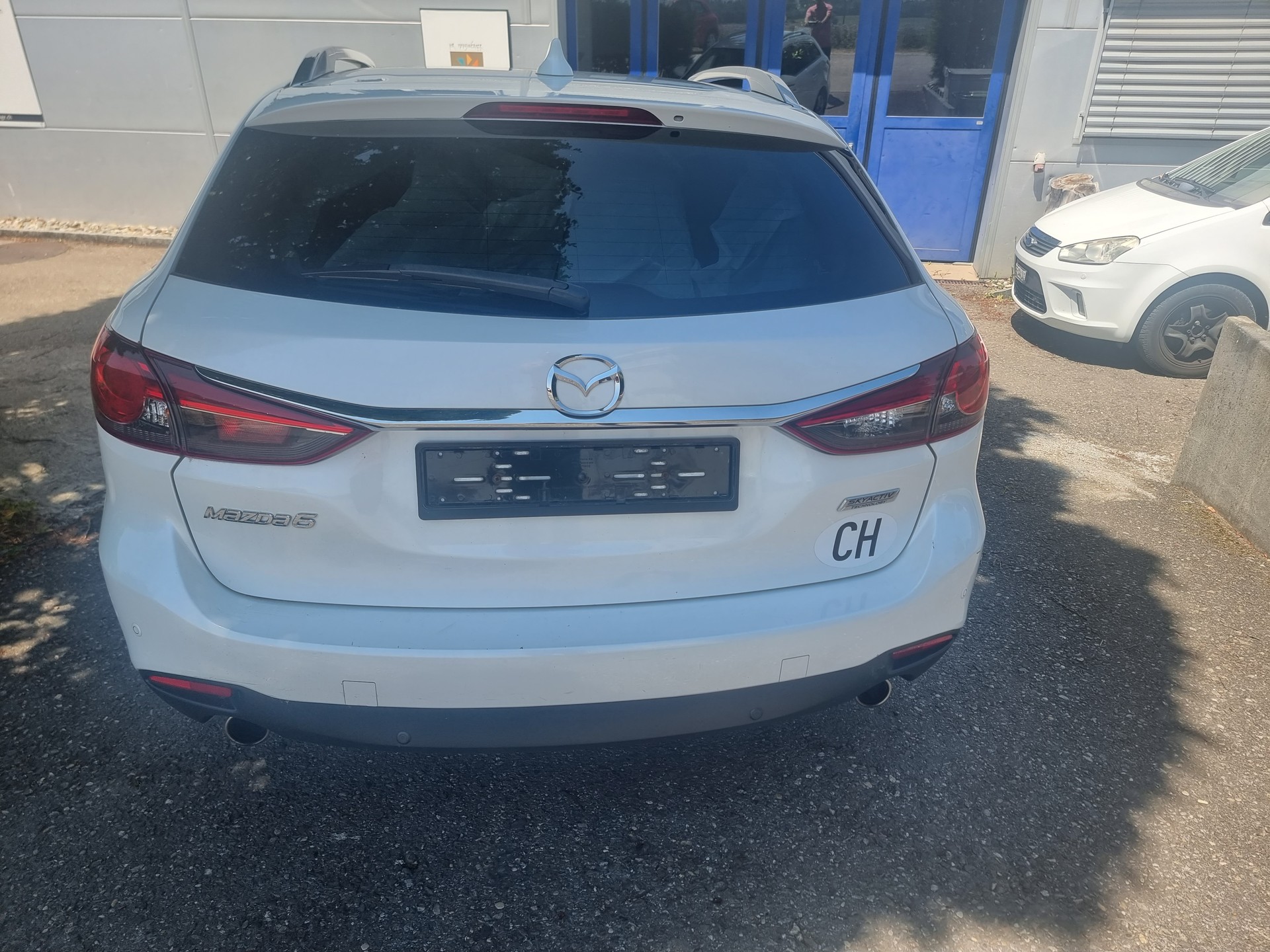 MAZDA 6 Sportwagon 2.2 D 16V Business Automatic-image-11
