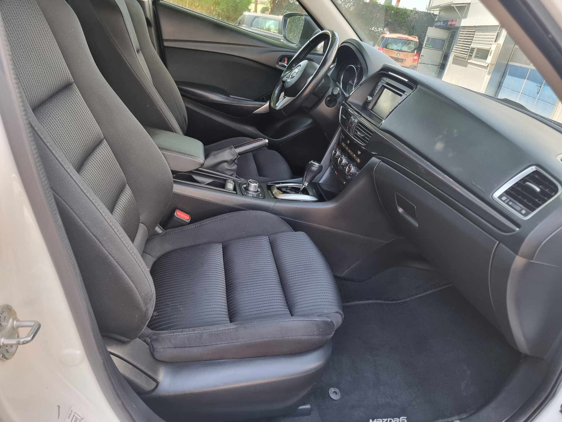 MAZDA 6 Sportwagon 2.2 D 16V Business Automatic-image-7