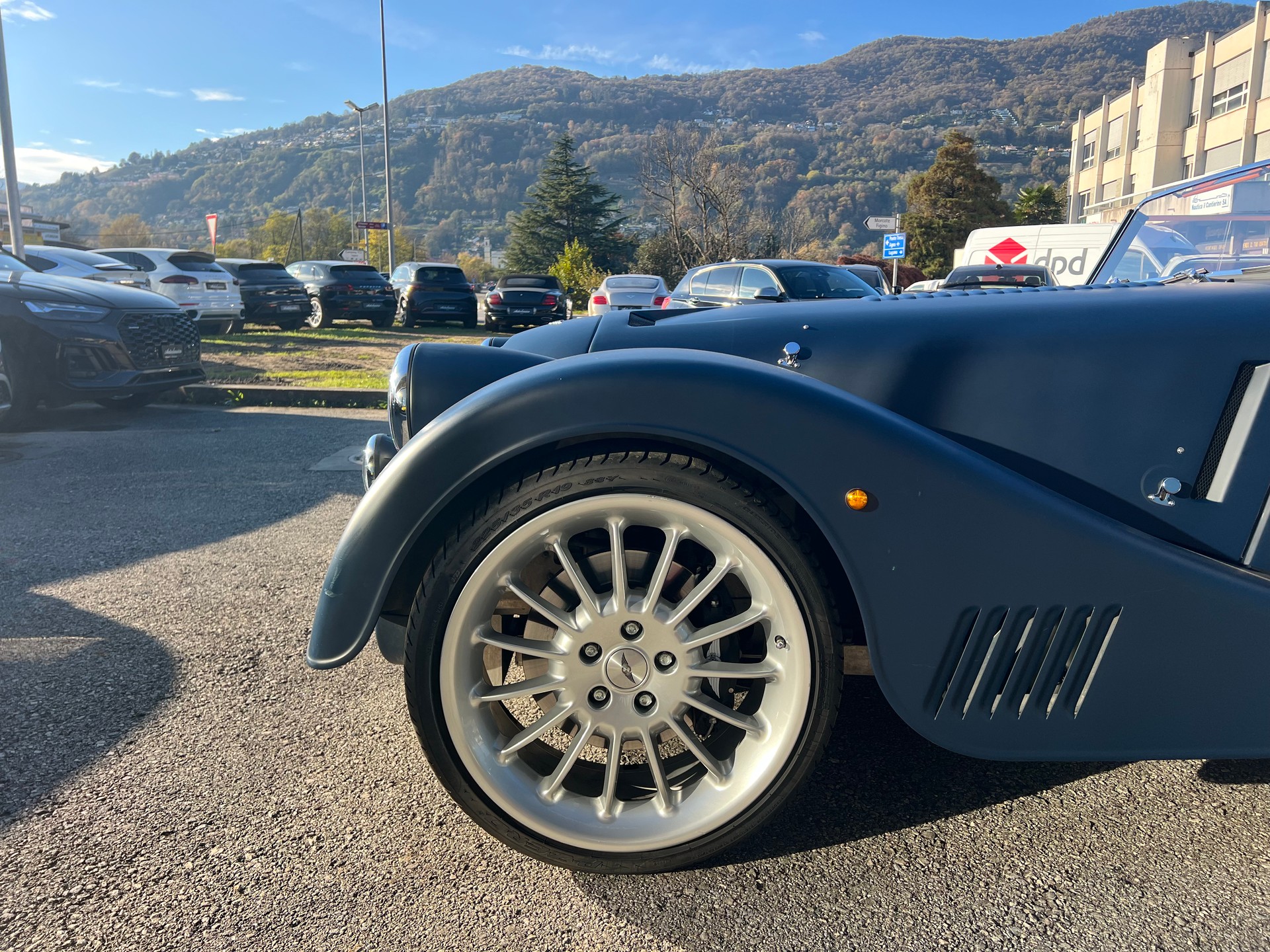 MORGAN 3.0 Bespoke Automatik-image-20
