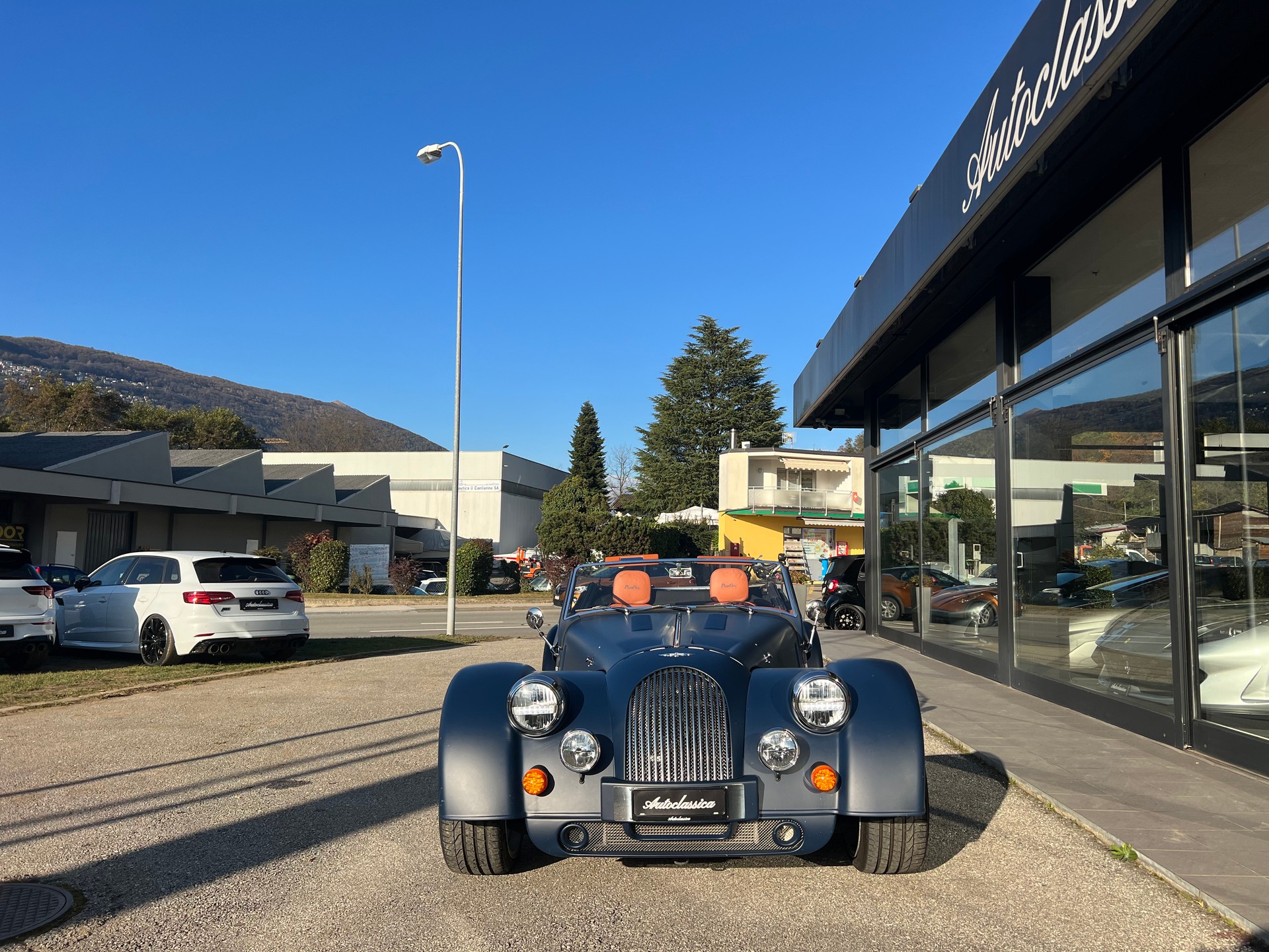 MORGAN 3.0 Bespoke Automatik-showroom-element-1