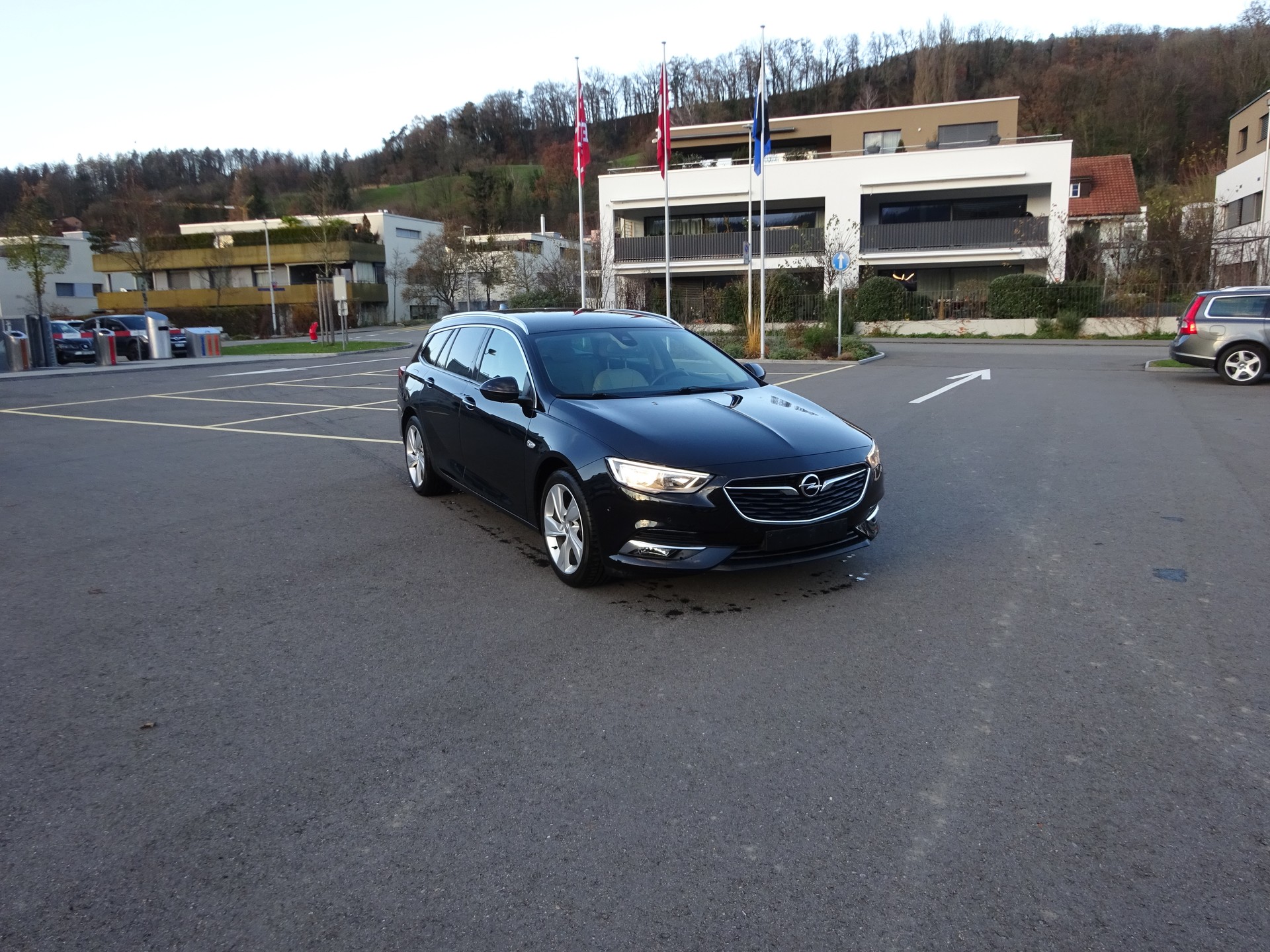OPEL Insignia 1.5 T Sports Tourer Excellence-image-3