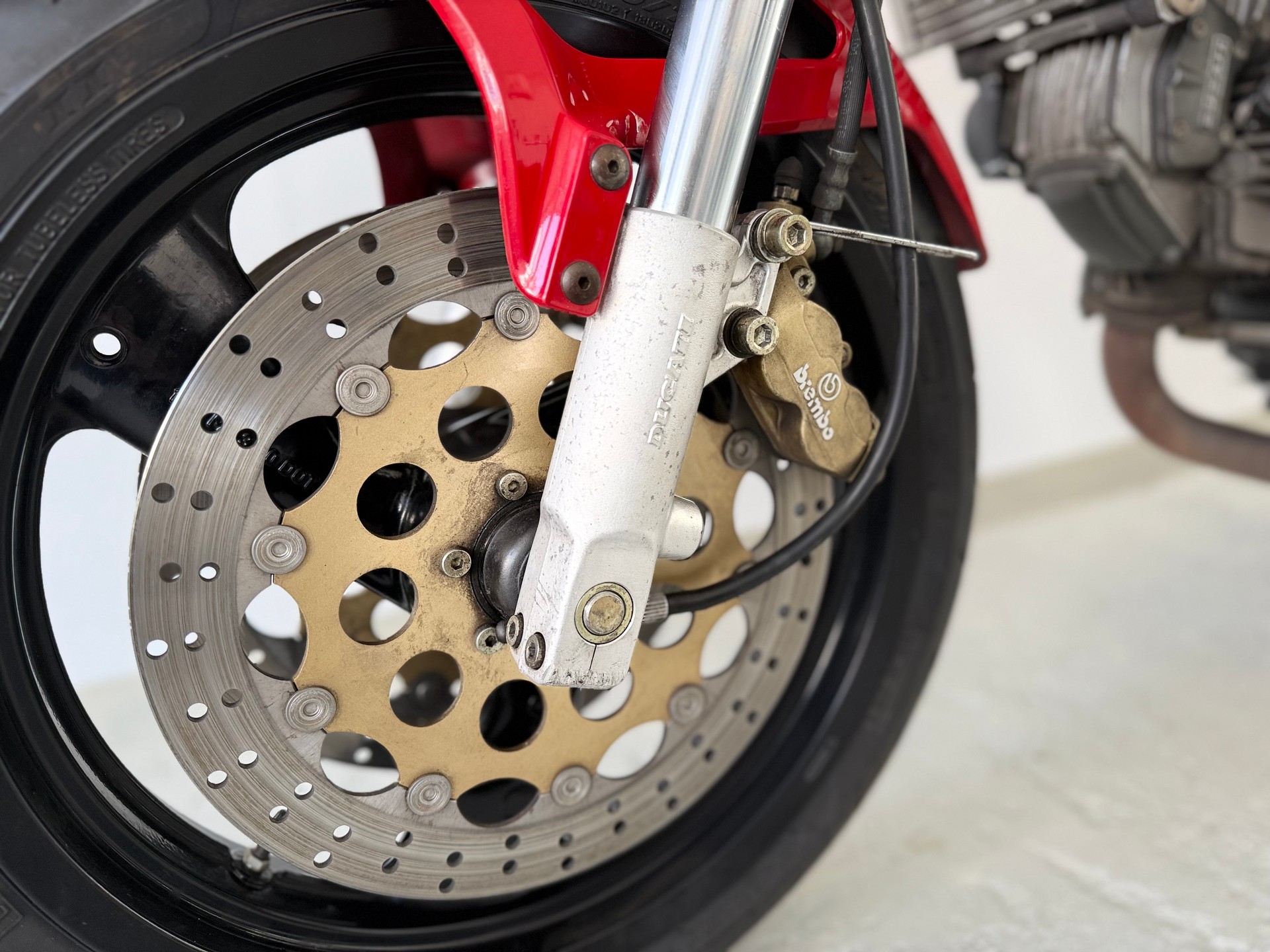 DUCATI Monster 900 **1993**-image-8