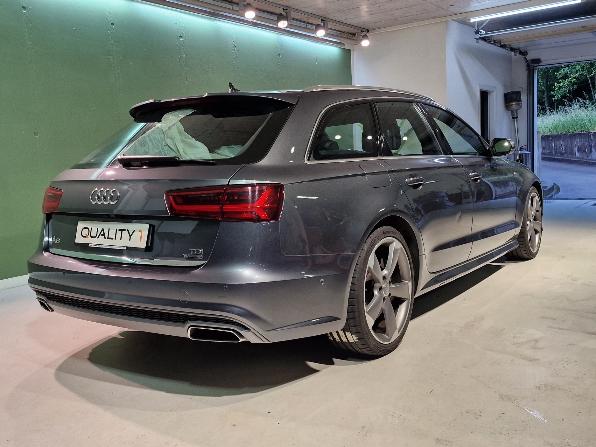 AUDI A6 Avant 3.0 TDI V6 quattro S-tronic-image-4