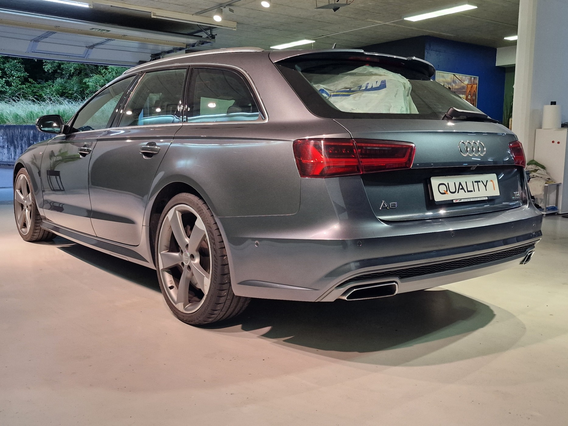 AUDI A6 Avant 3.0 TDI V6 quattro S-tronic-image-5