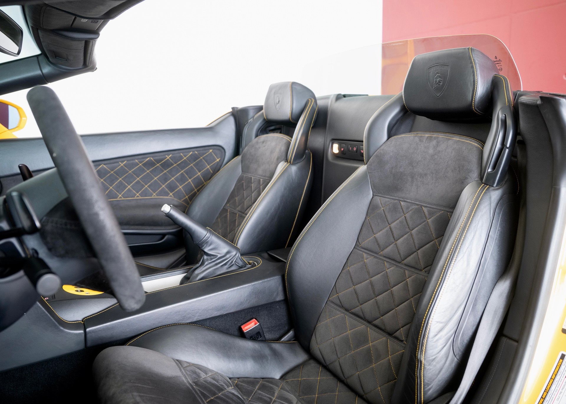 LAMBORGHINI Gallardo LP560-4 Spyder (Leasing 1.99%, Swiss car, Full Lamborghini history) - SOLD !-image-21