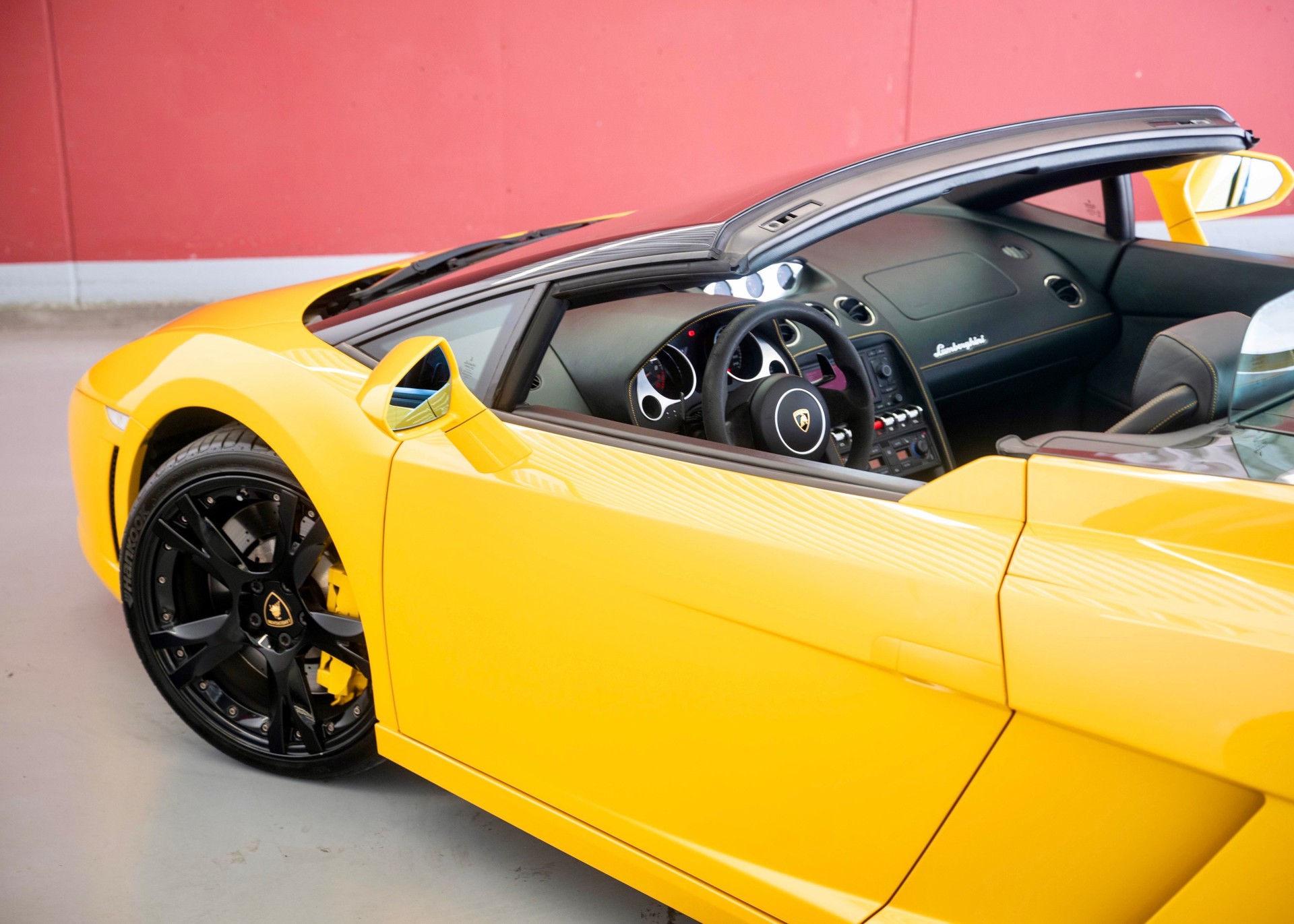 LAMBORGHINI Gallardo LP560-4 Spyder (Leasing 1.99%, Swiss car, Full Lamborghini history) - SOLD !-image-12