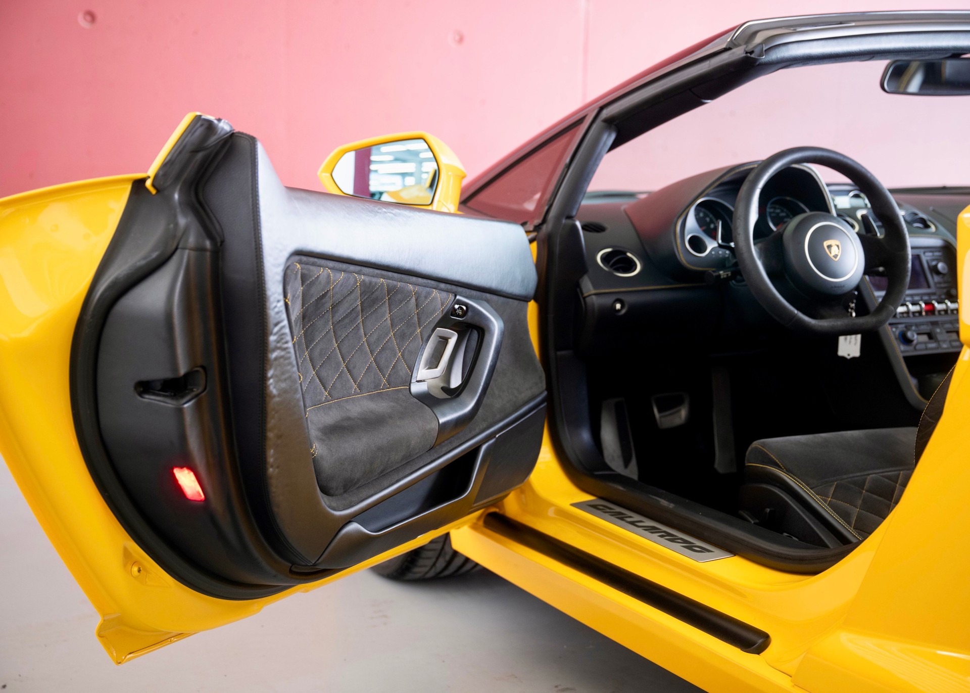 LAMBORGHINI Gallardo LP560-4 Spyder (Leasing 1.99%, Swiss car, Full Lamborghini history) - SOLD !-image-31