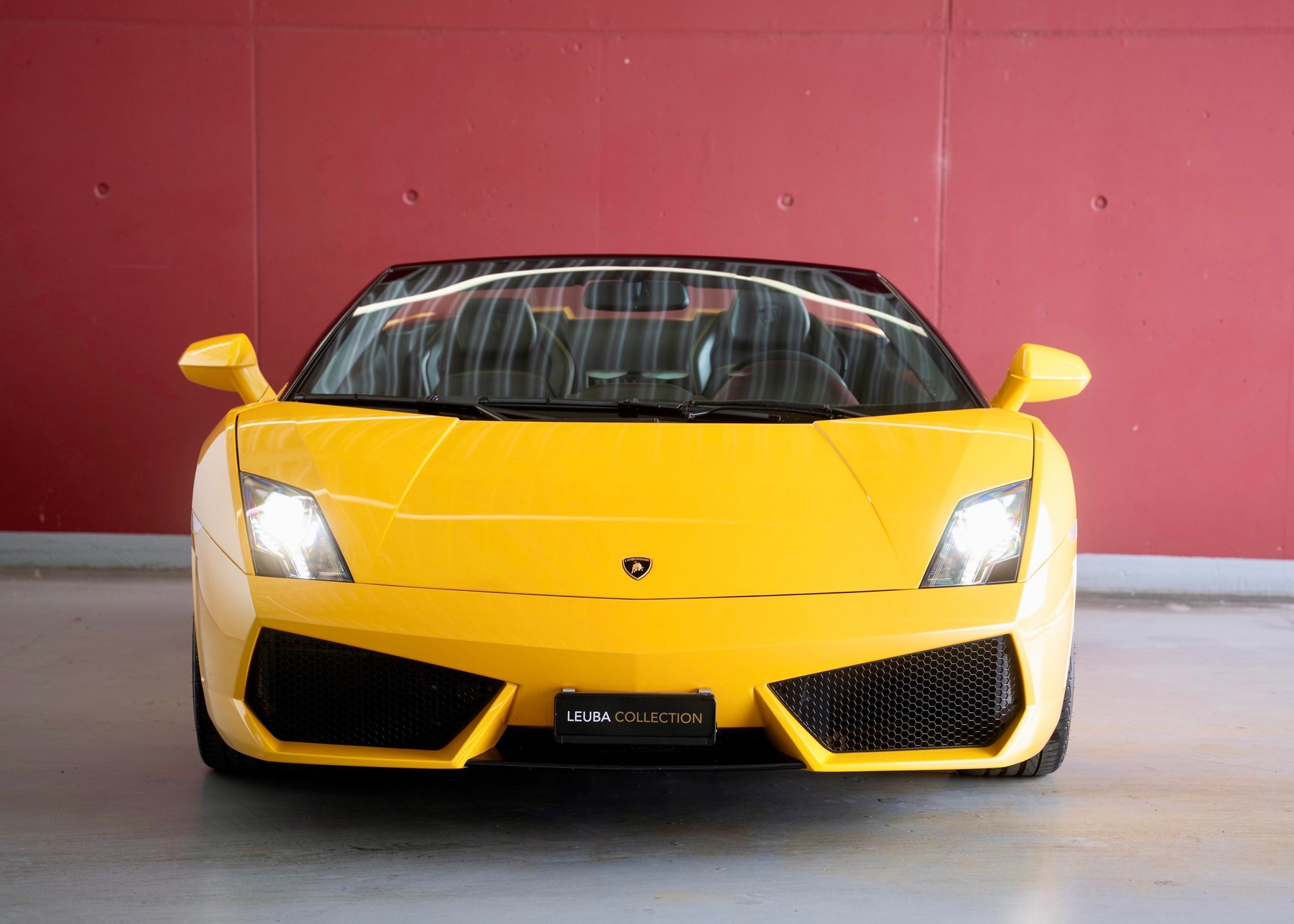 LAMBORGHINI Gallardo LP560-4 Spyder (Leasing 1.99%, Swiss car, Full Lamborghini history)-showroom-element-2