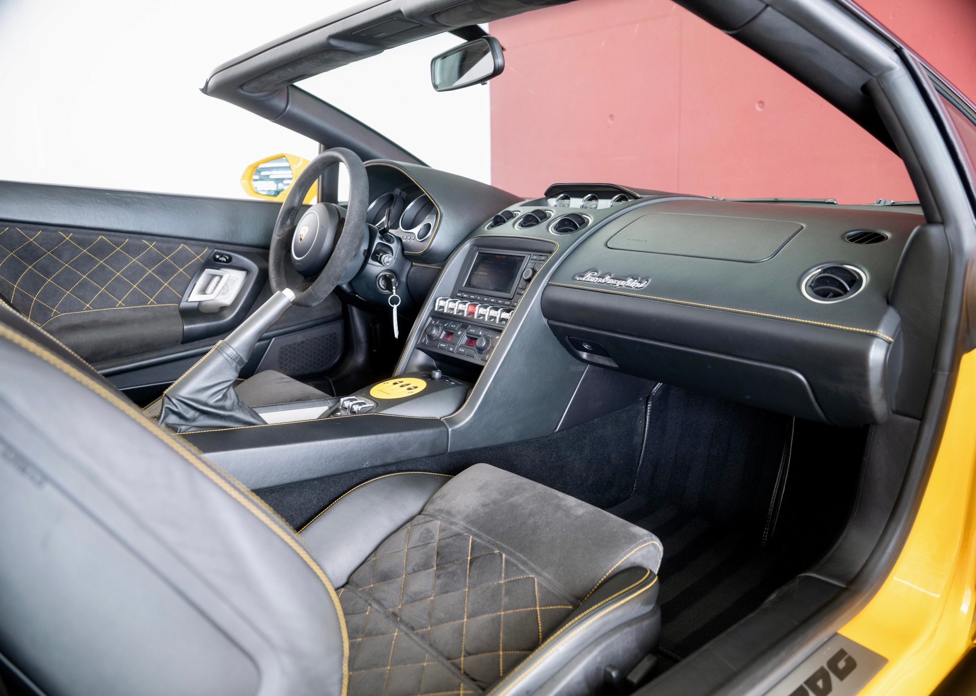 LAMBORGHINI Gallardo LP560-4 Spyder (Leasing 1.99%, Swiss car, Full Lamborghini history) - SOLD !-image-19