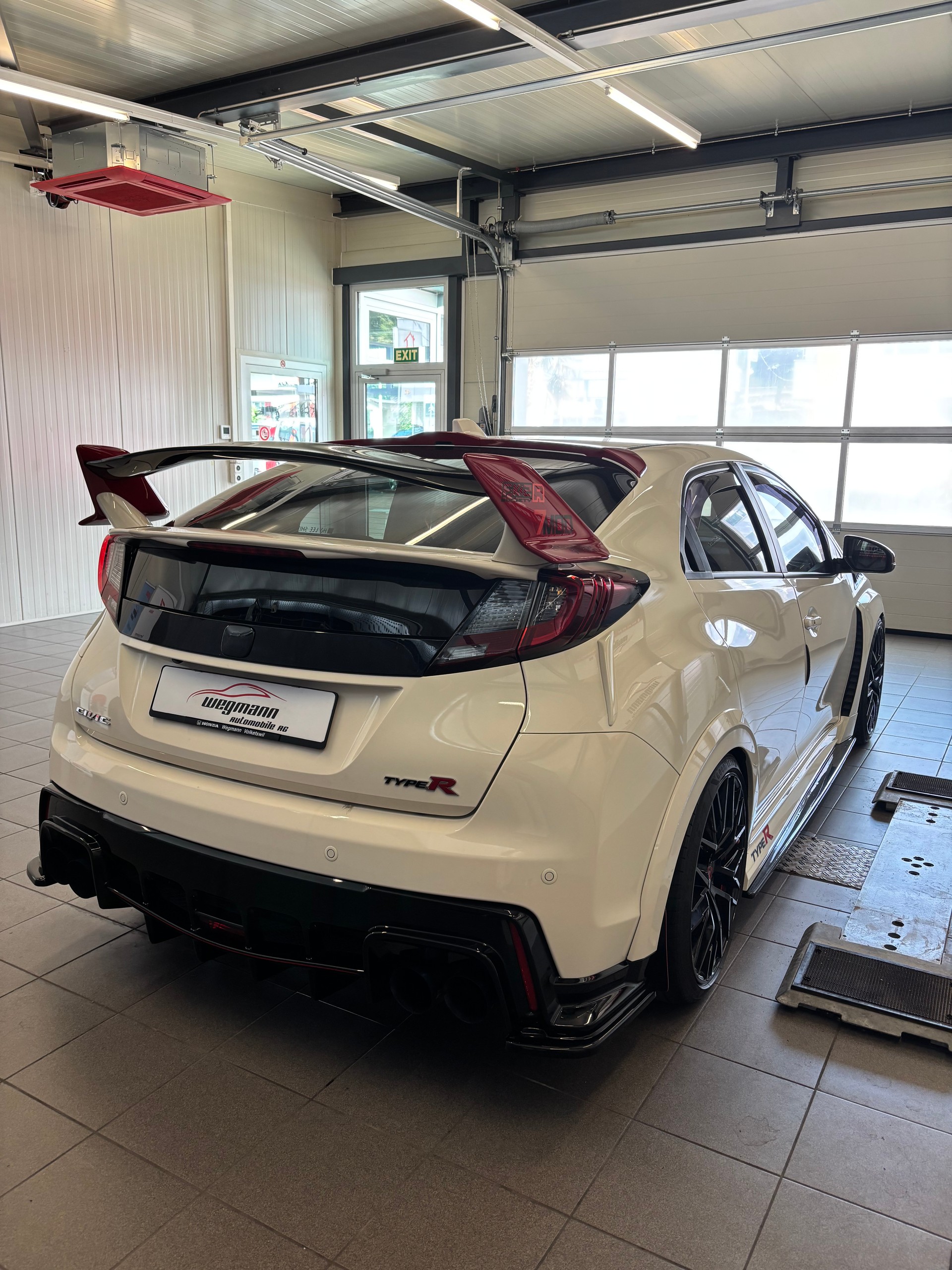 HONDA Civic 2.0 i-VTEC Type R GT-showroom-element-3