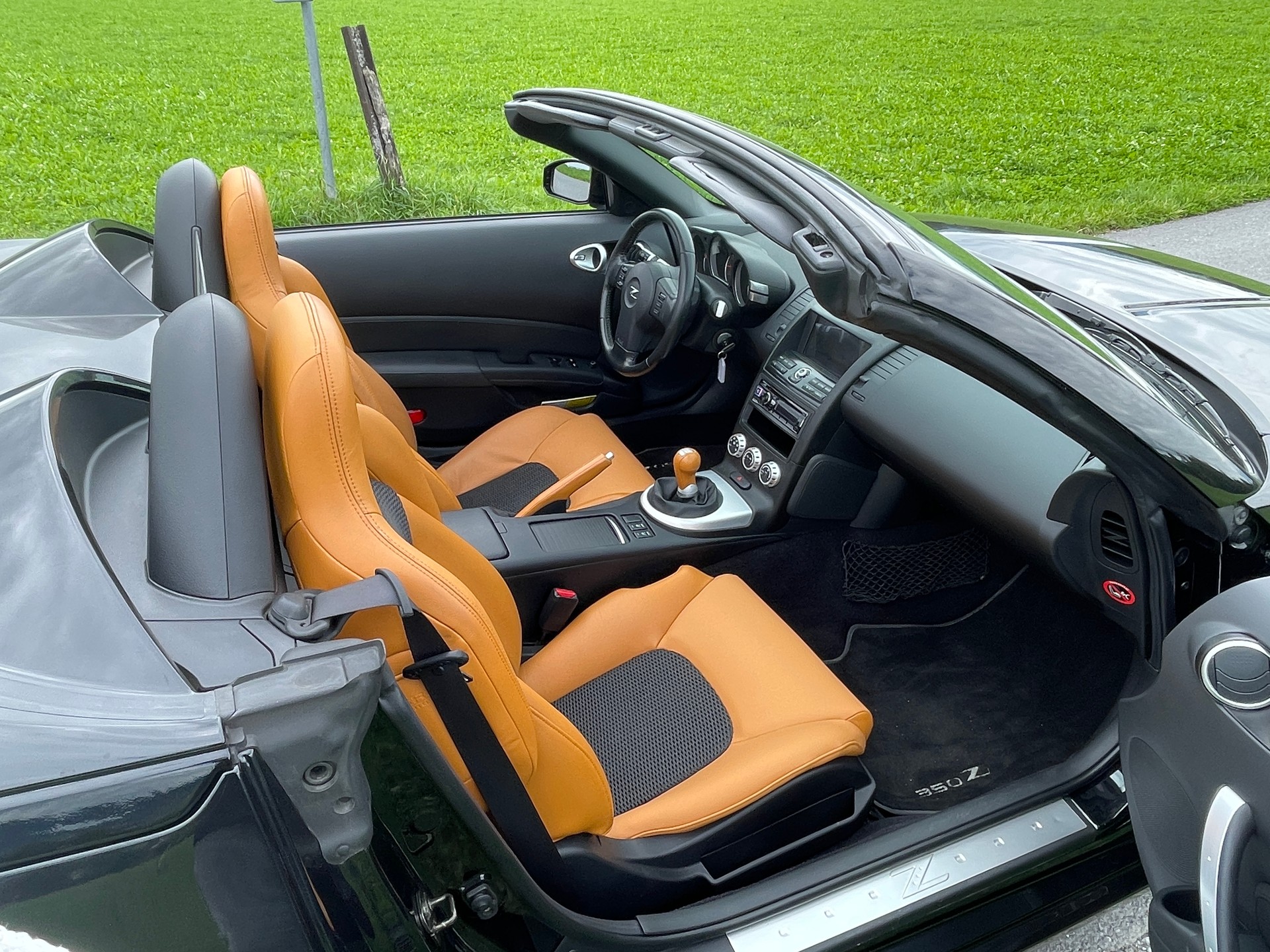 NISSAN 350 Z Roadster Pack-image-9