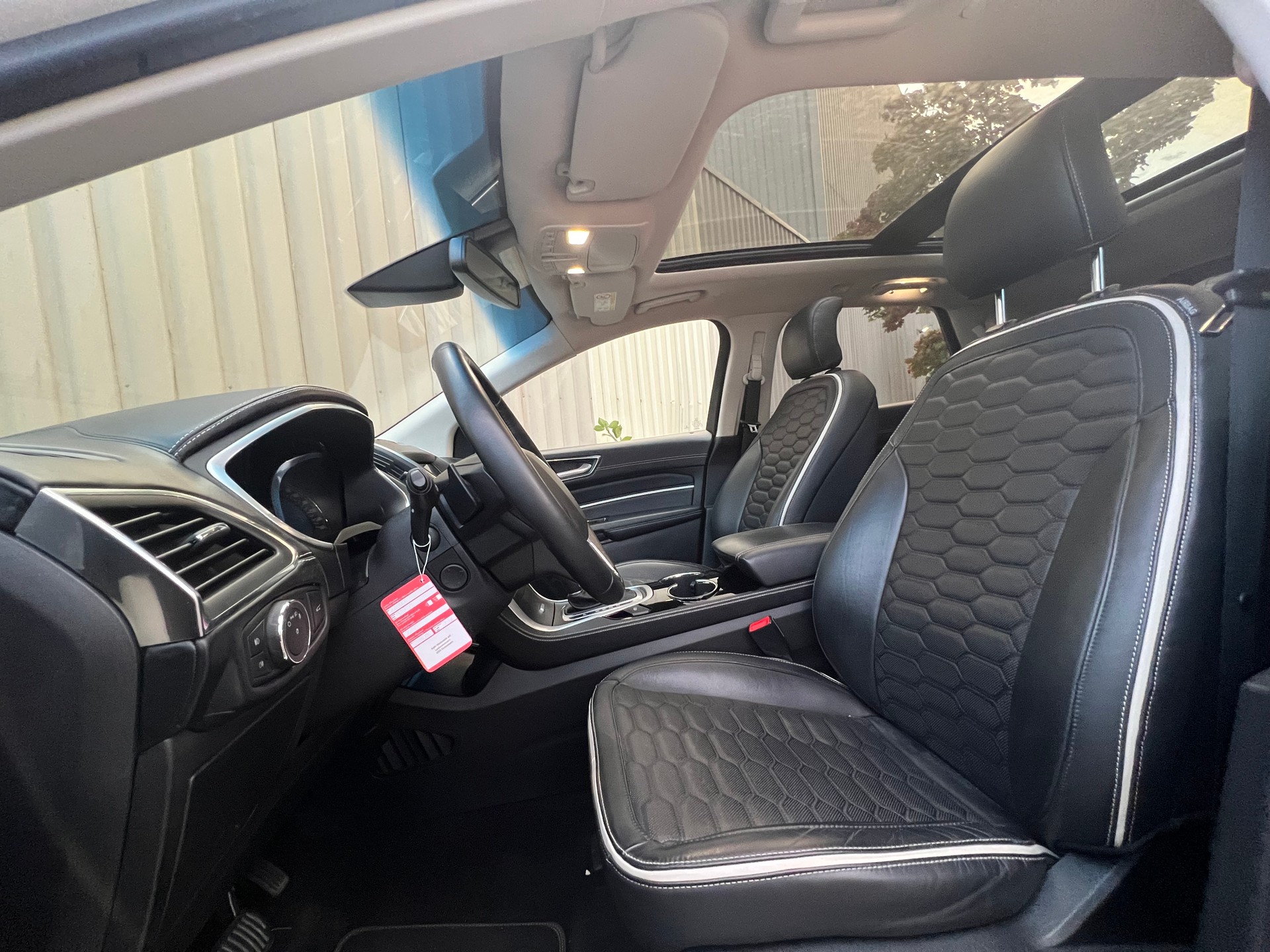 FORD Edge 2.0 TDCi Vignale 4WD PowerShift-image-12