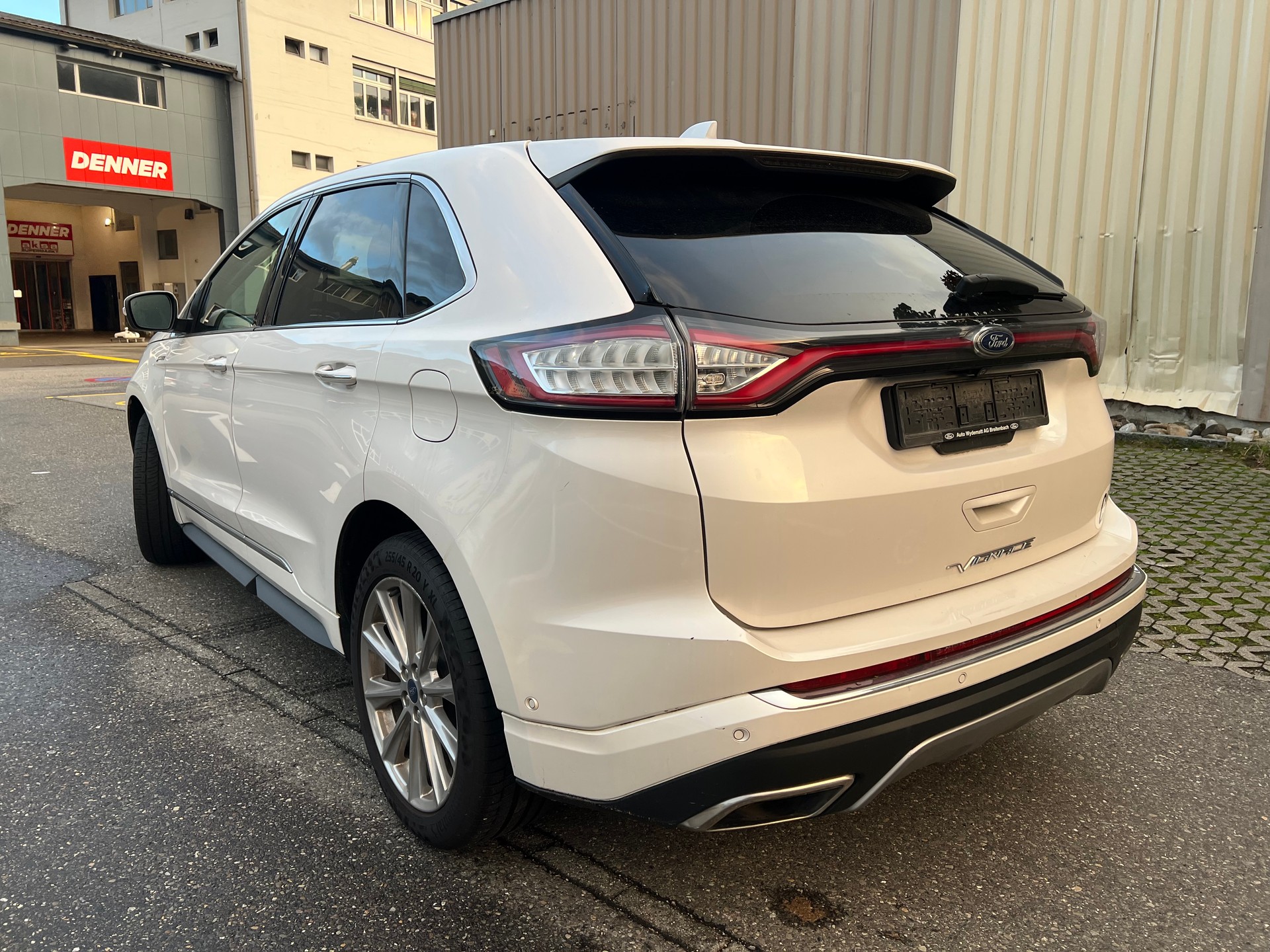 FORD Edge 2.0 TDCi Vignale 4WD PowerShift-image-4