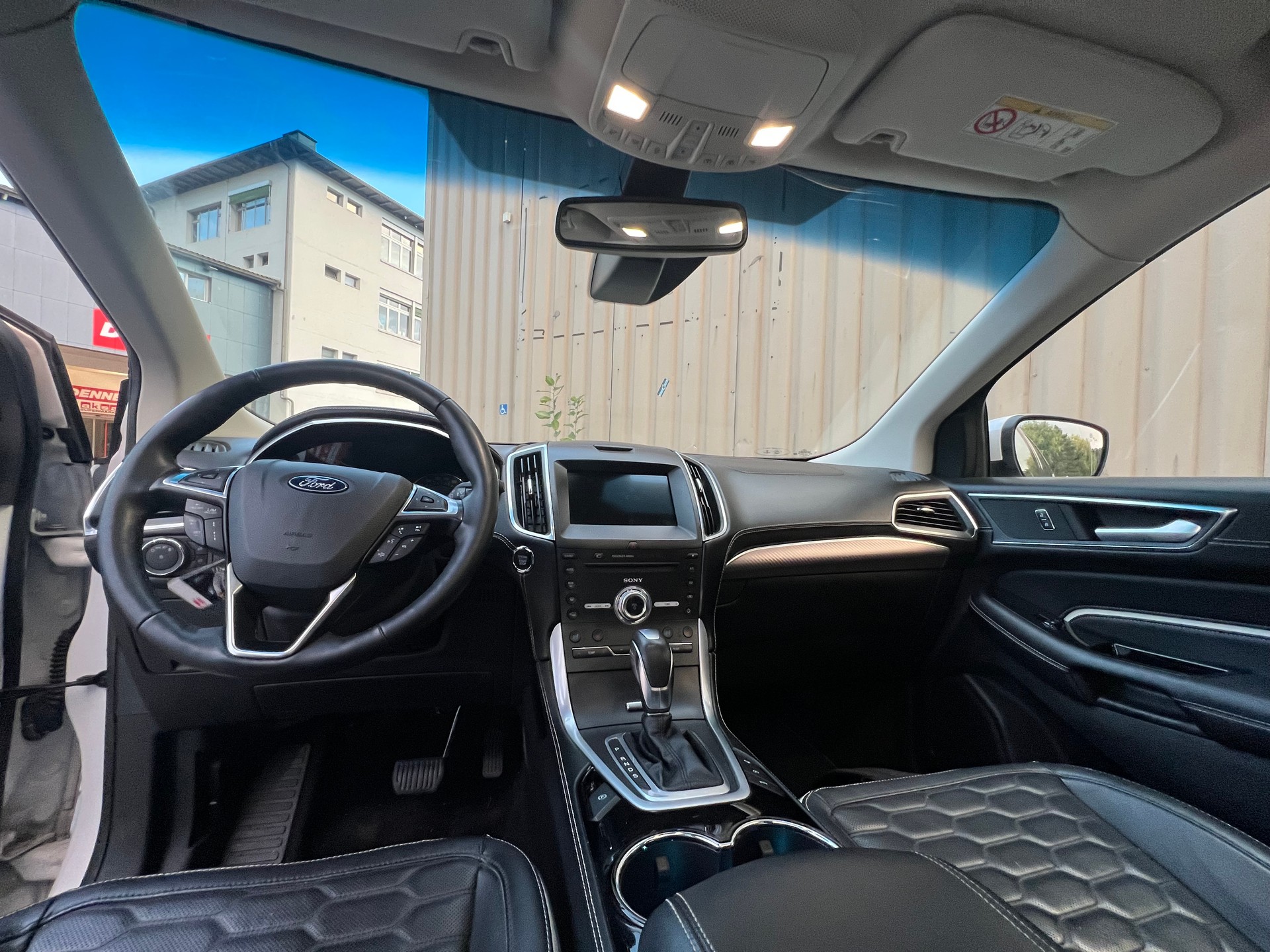 FORD Edge 2.0 TDCi Vignale 4WD PowerShift-image-11
