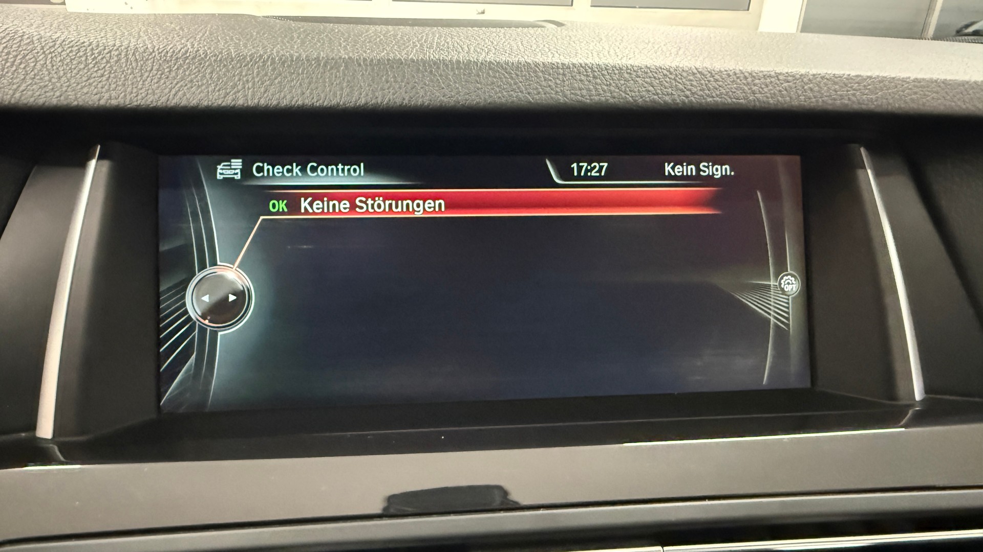 BMW 525d xDrive Luxury Line Steptronic, ab MFK 05.11.2025, 8 fach berädert, Panoram ele. Schiebendach,-image-28
