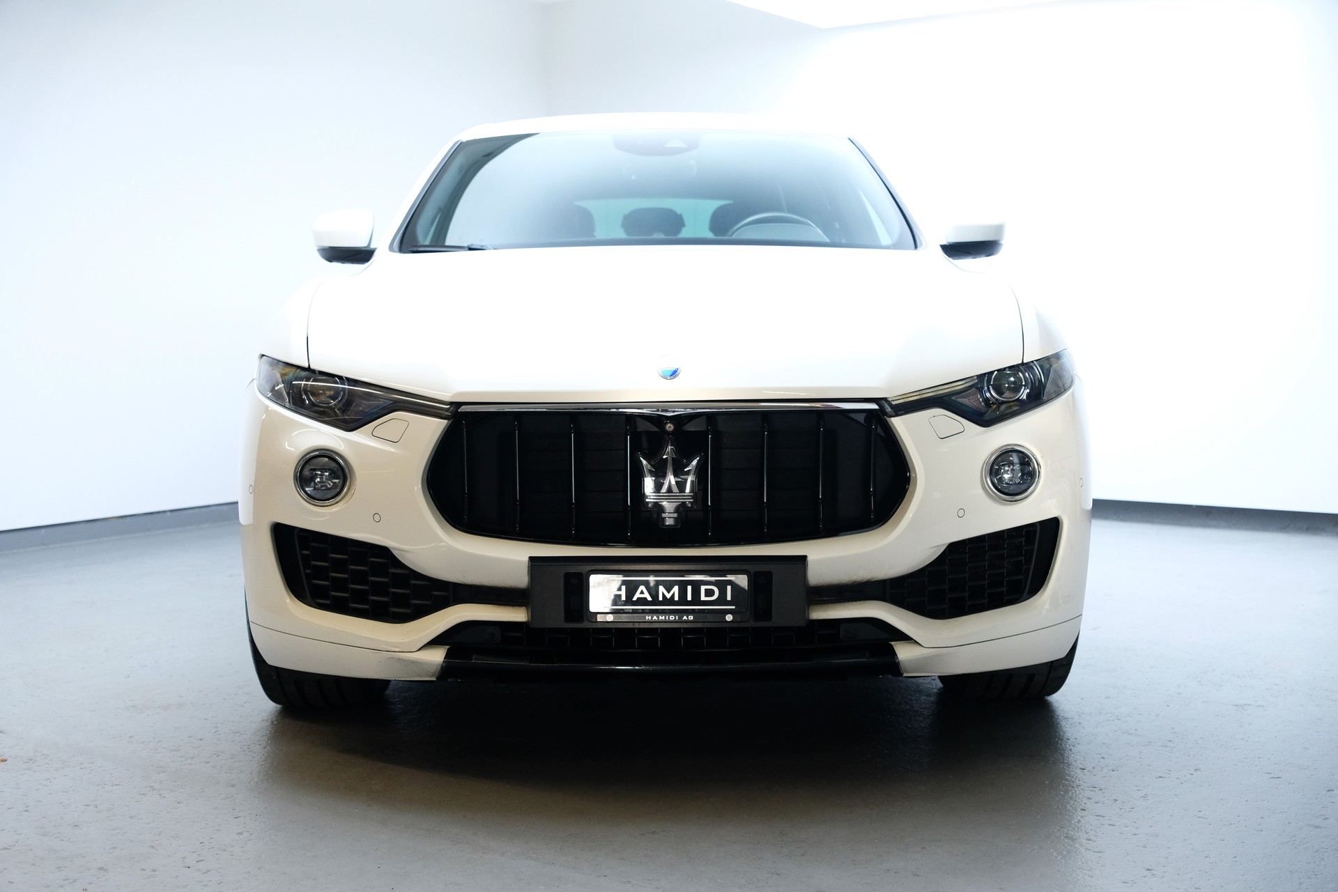 MASERATI Levante S 3.0 V6 Automatica-showroom-element-1