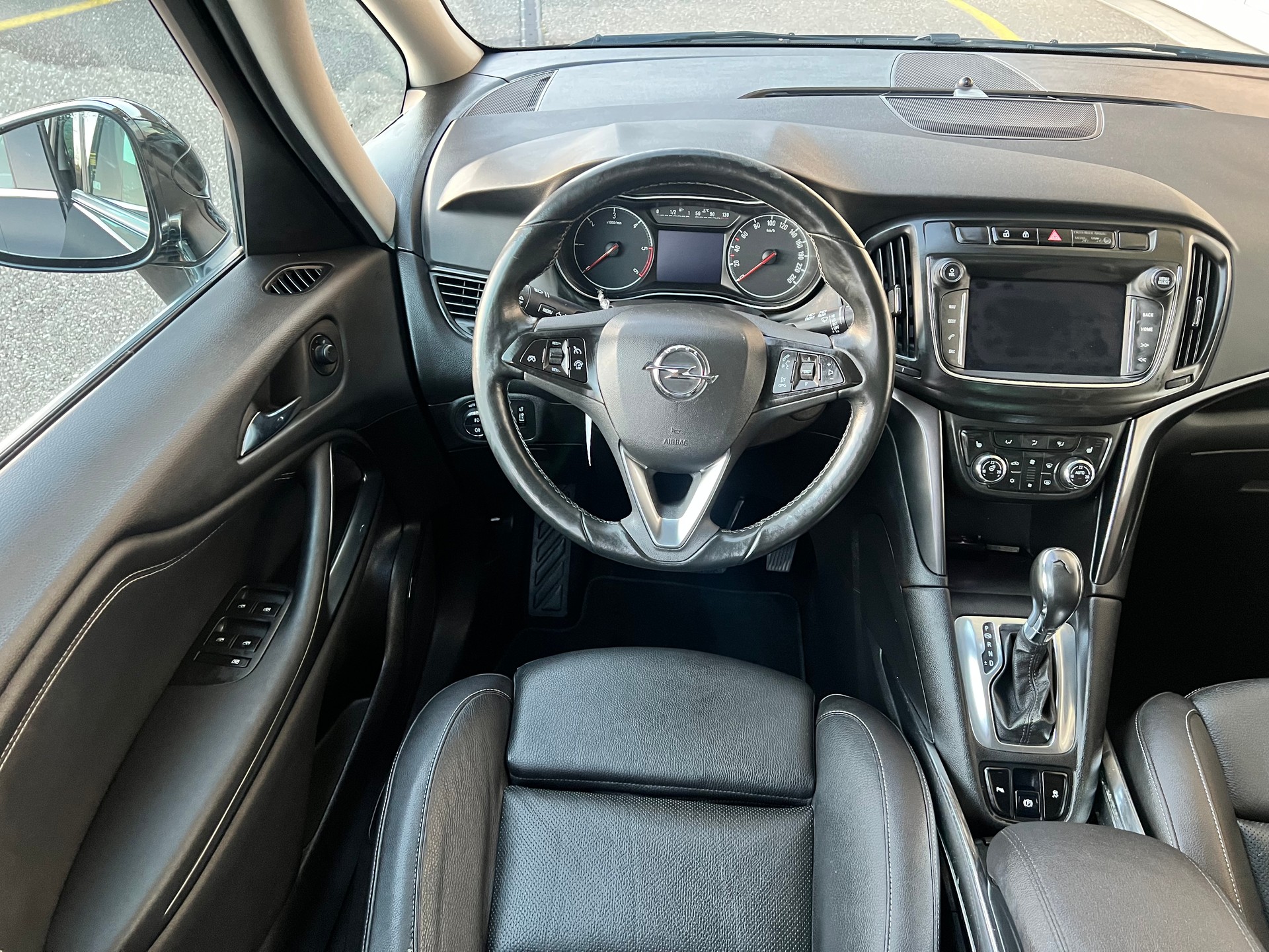 OPEL Zafira 2.0 CDTi 7 Plätzer Enjoy Automatic-image-9