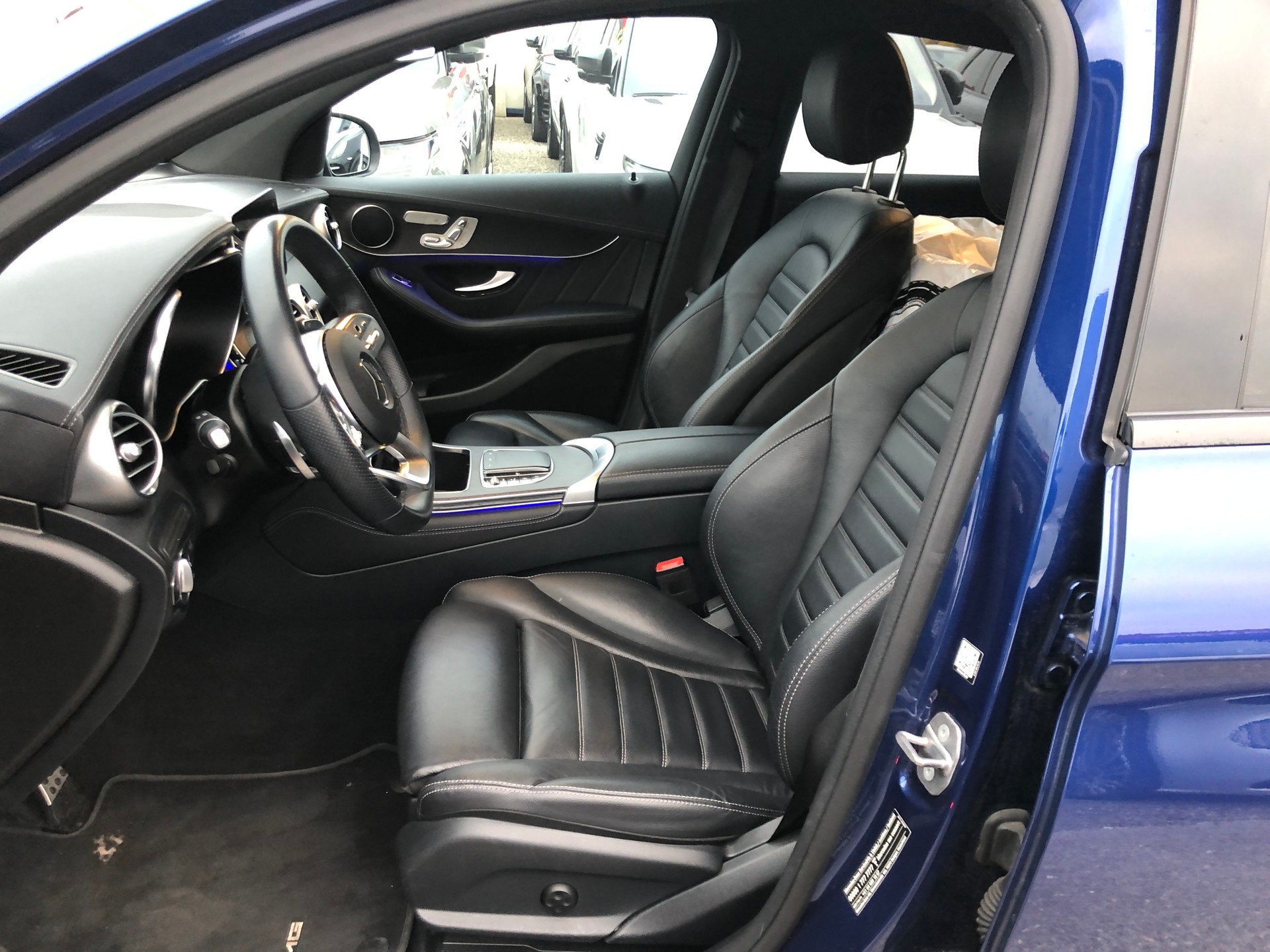MERCEDES-BENZ GLC Coupé 200 AMG Line 4Matic 9G-Tronic-image-12