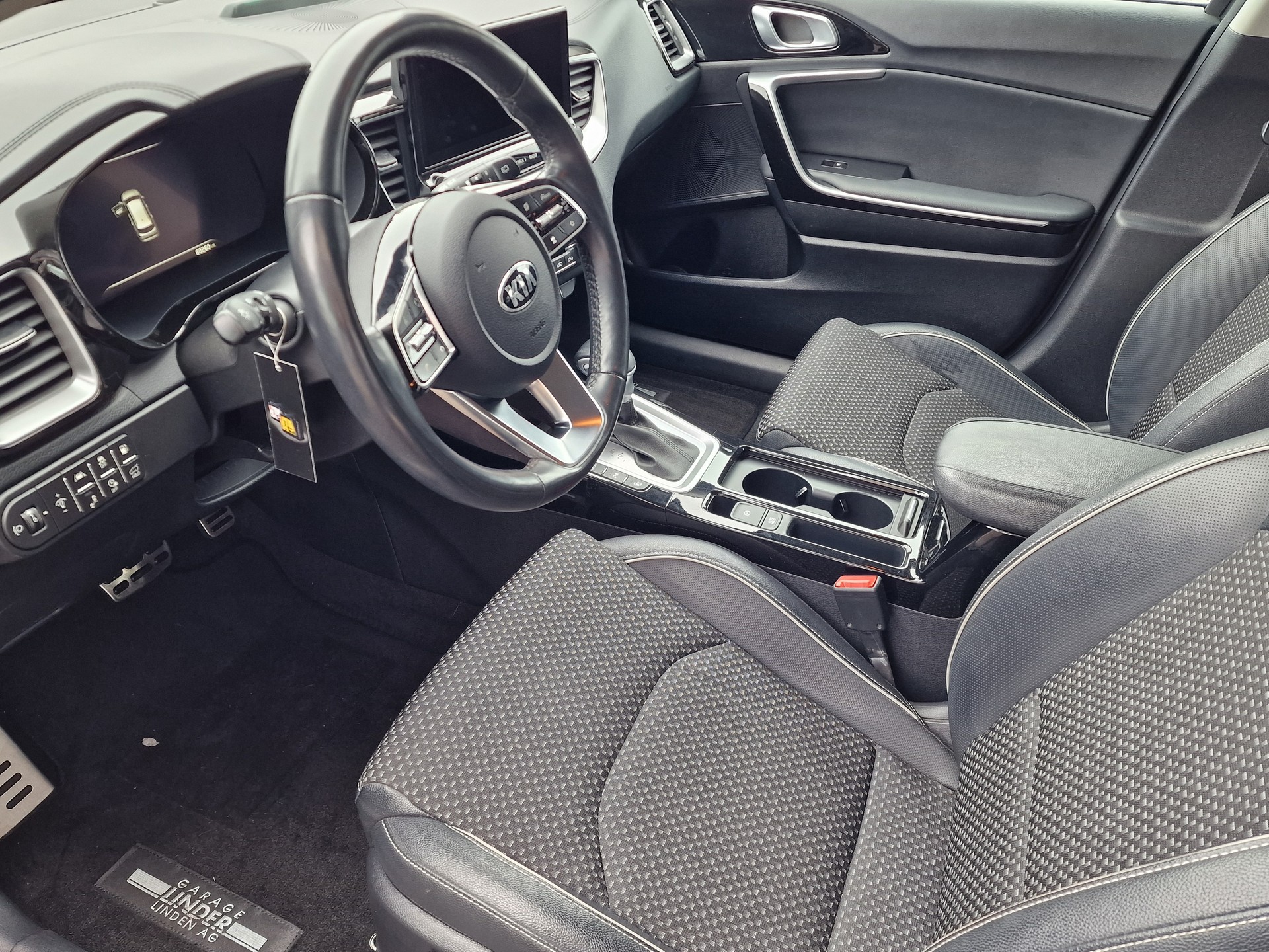 KIA Ceed Sportswagon 1.6 GDi Plug-in Hybrid Style DCT-image-7