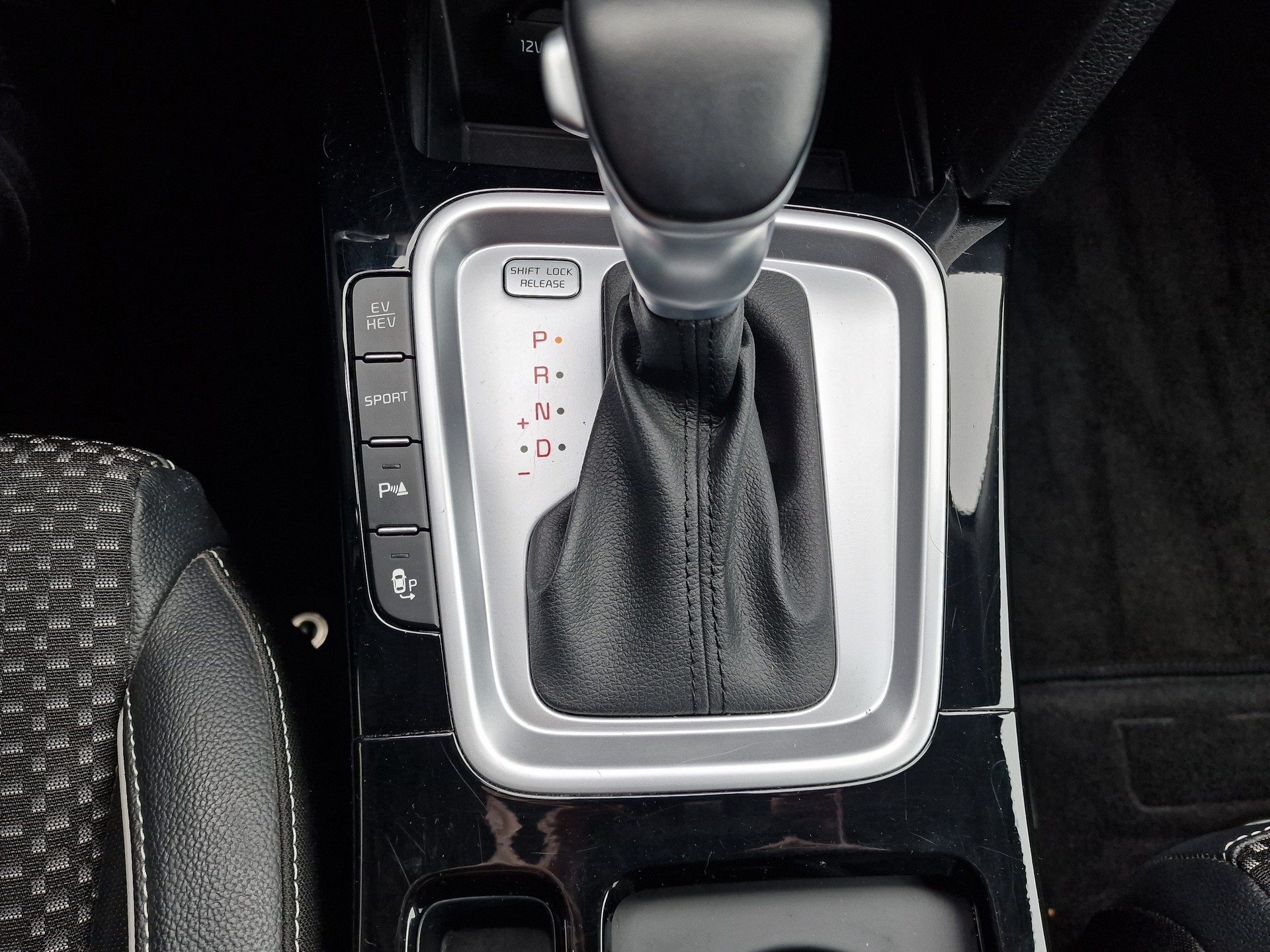 KIA Ceed Sportswagon 1.6 GDi Plug-in Hybrid Style DCT-image-10