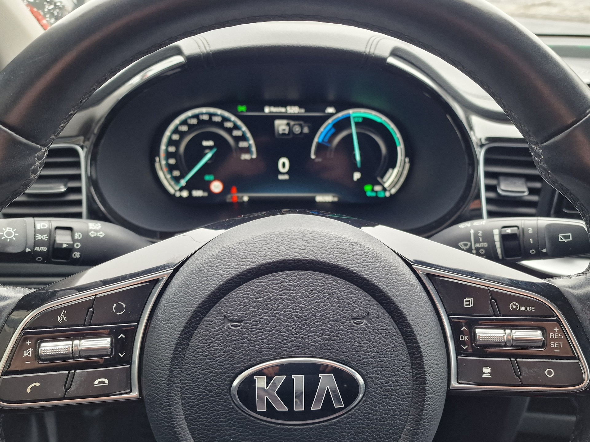 KIA Ceed Sportswagon 1.6 GDi Plug-in Hybrid Style DCT-image-9