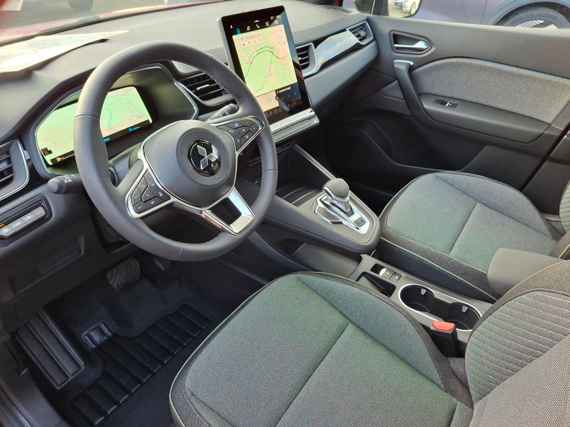 MITSUBISHI ASX 1.6 HEV Intense-image-6