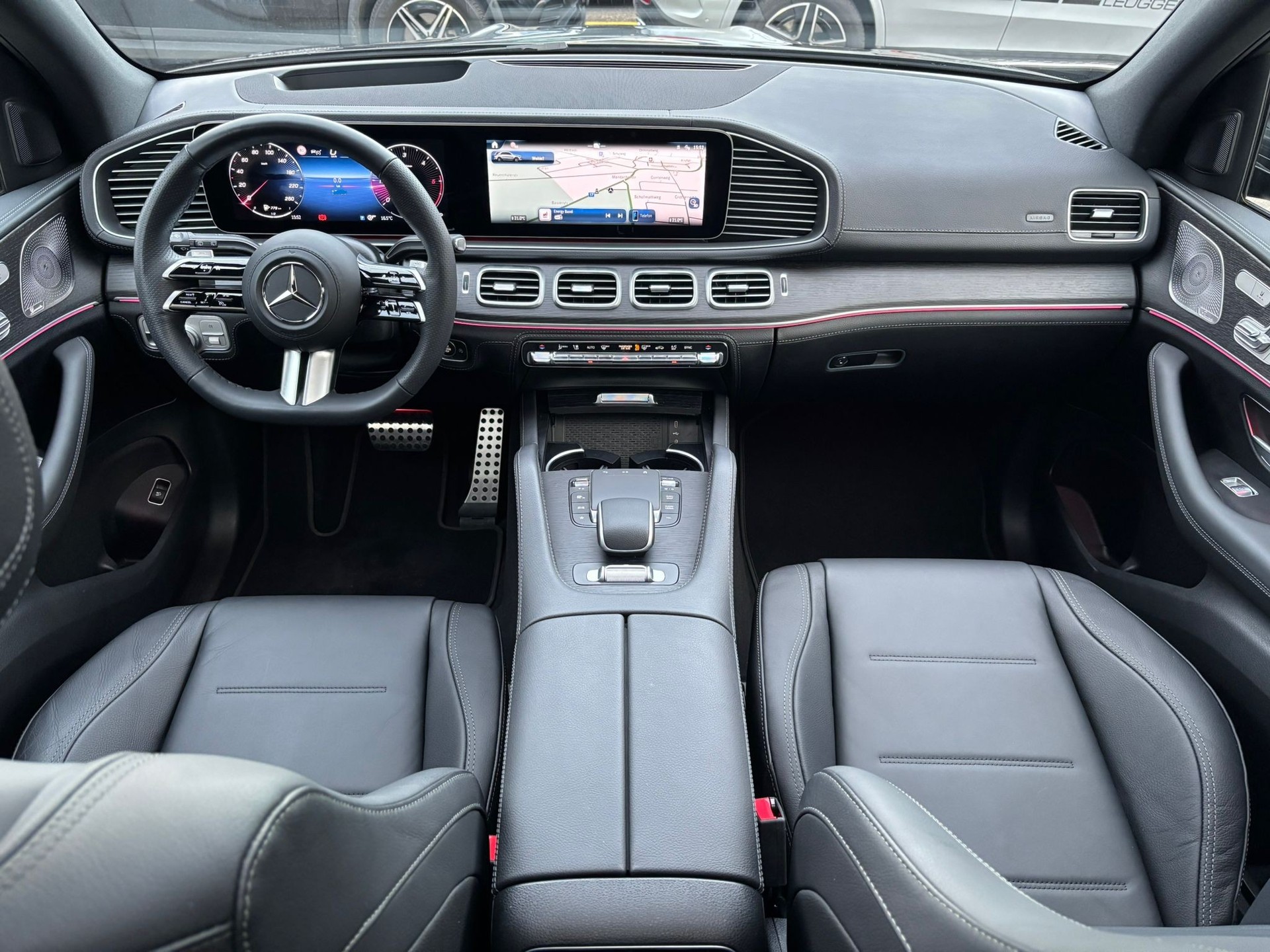 MERCEDES-BENZ GLE 300d AMG-Line 4Matic-image-7