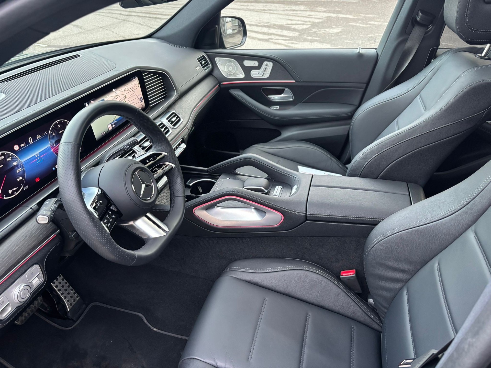 MERCEDES-BENZ GLE 300d AMG-Line 4Matic-image-6