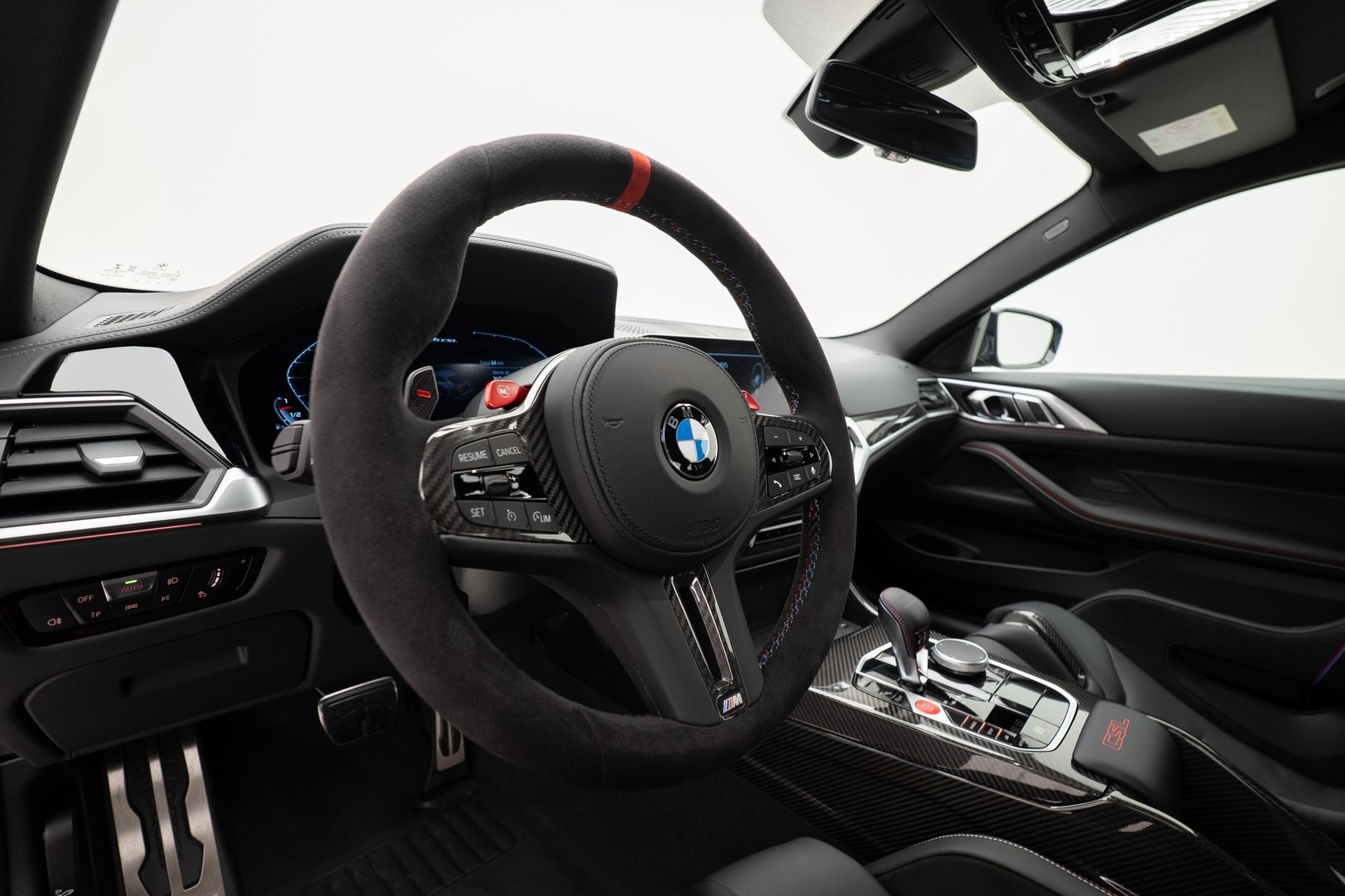 BMW M4 CSL Coupé-image-9