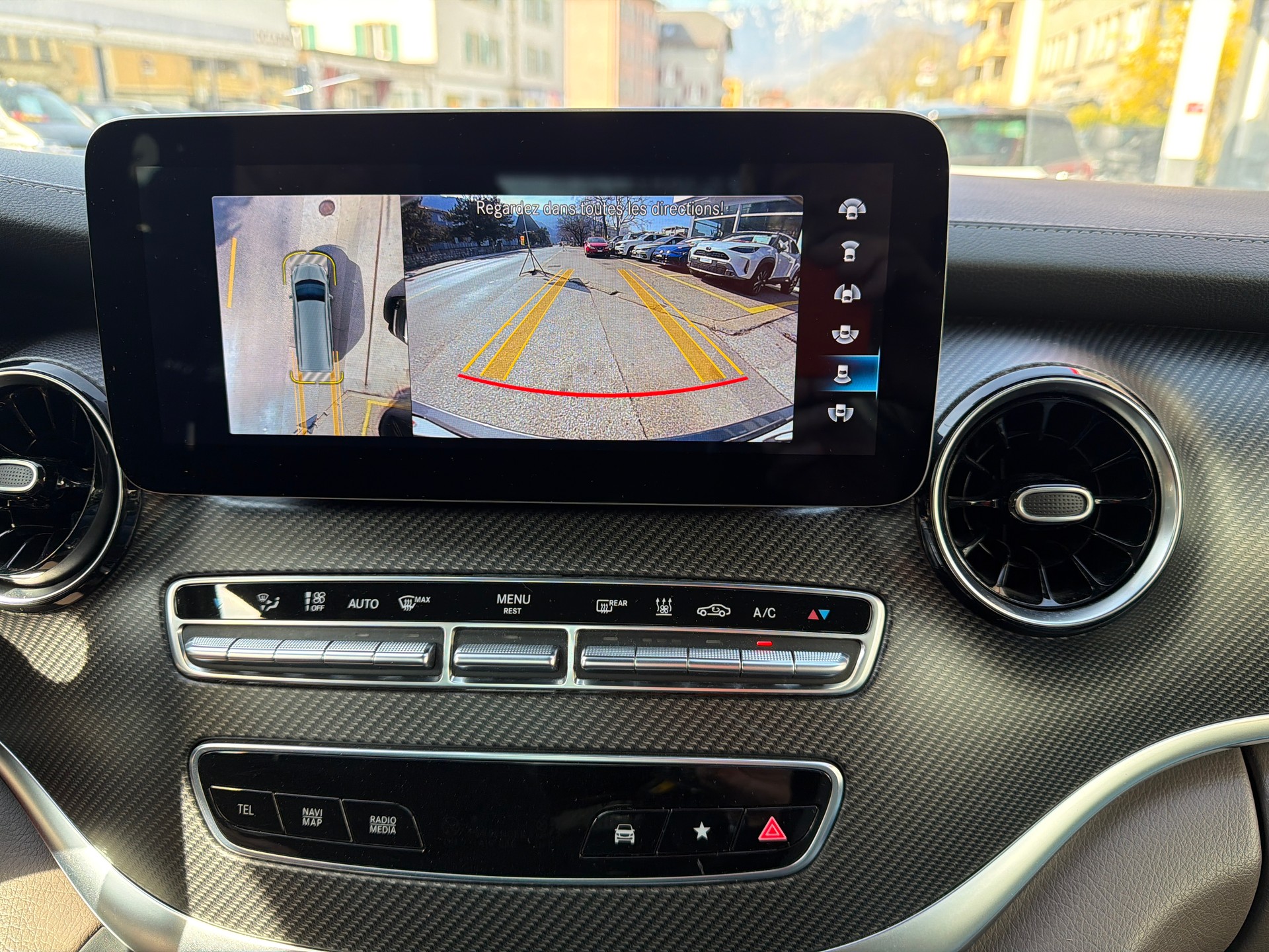 MERCEDES-BENZ V 300 d lang Exclusive 4Matic 9G-Tronic-image-19