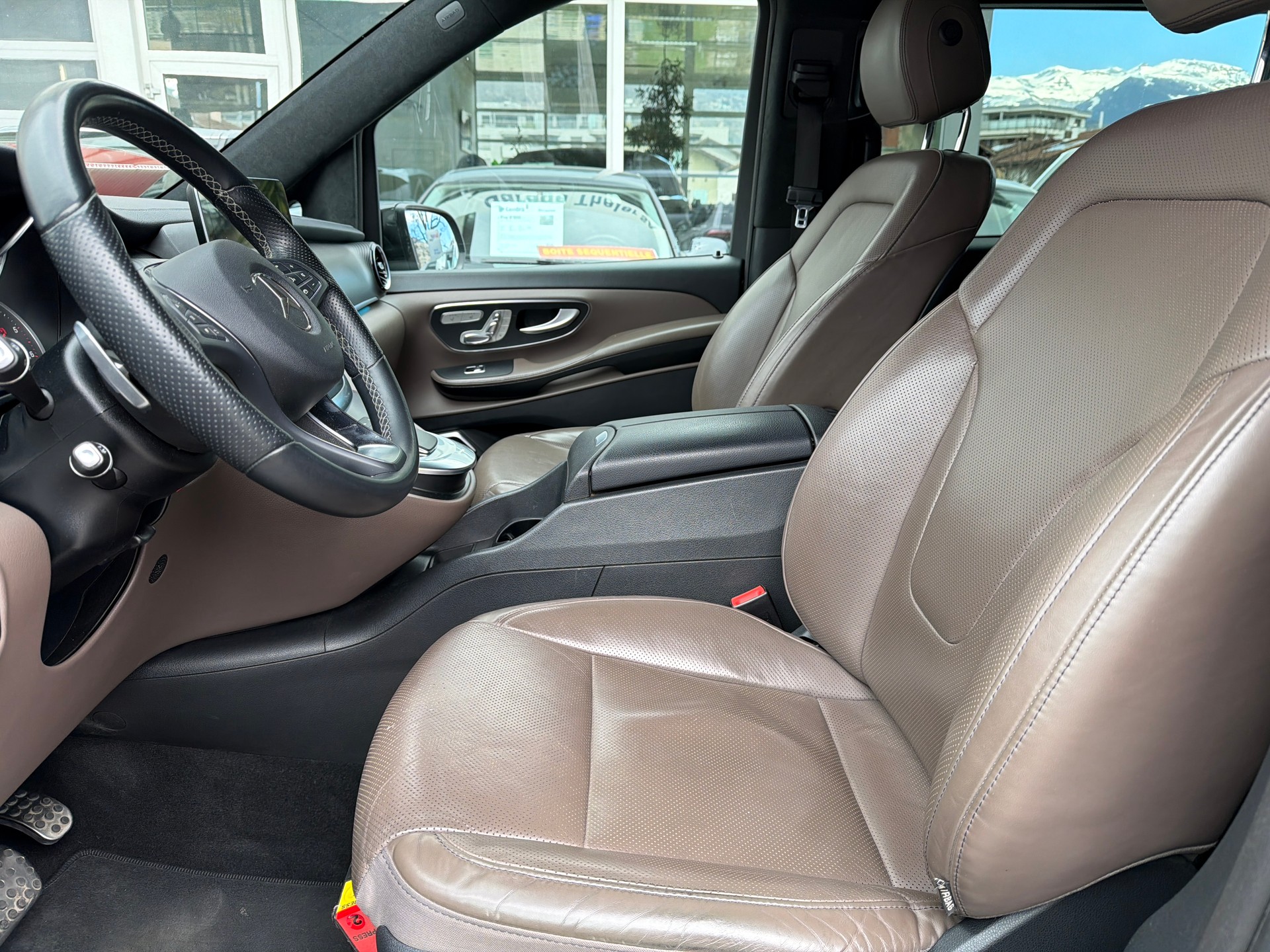 MERCEDES-BENZ V 300 d lang Exclusive 4Matic 9G-Tronic-image-14