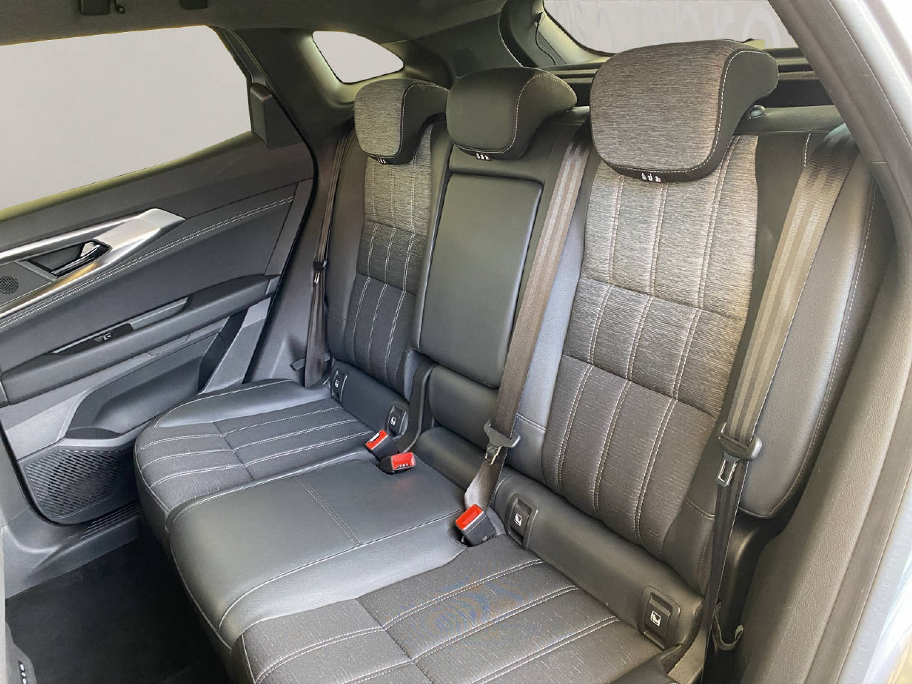 RENAULT Austral 1.2 E-Tech techno-image-18