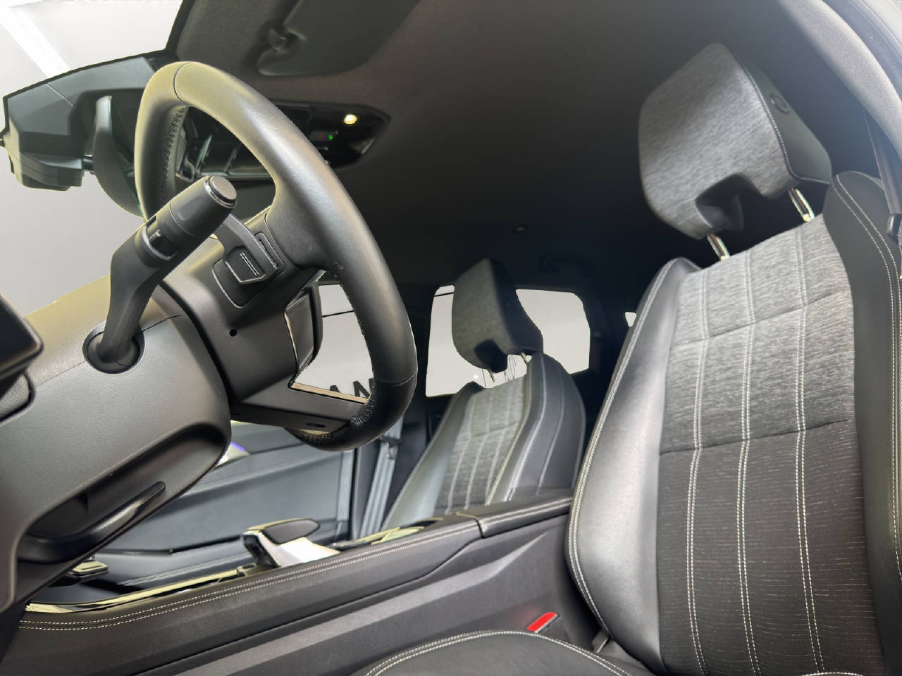 RENAULT Austral 1.2 E-Tech techno-image-9