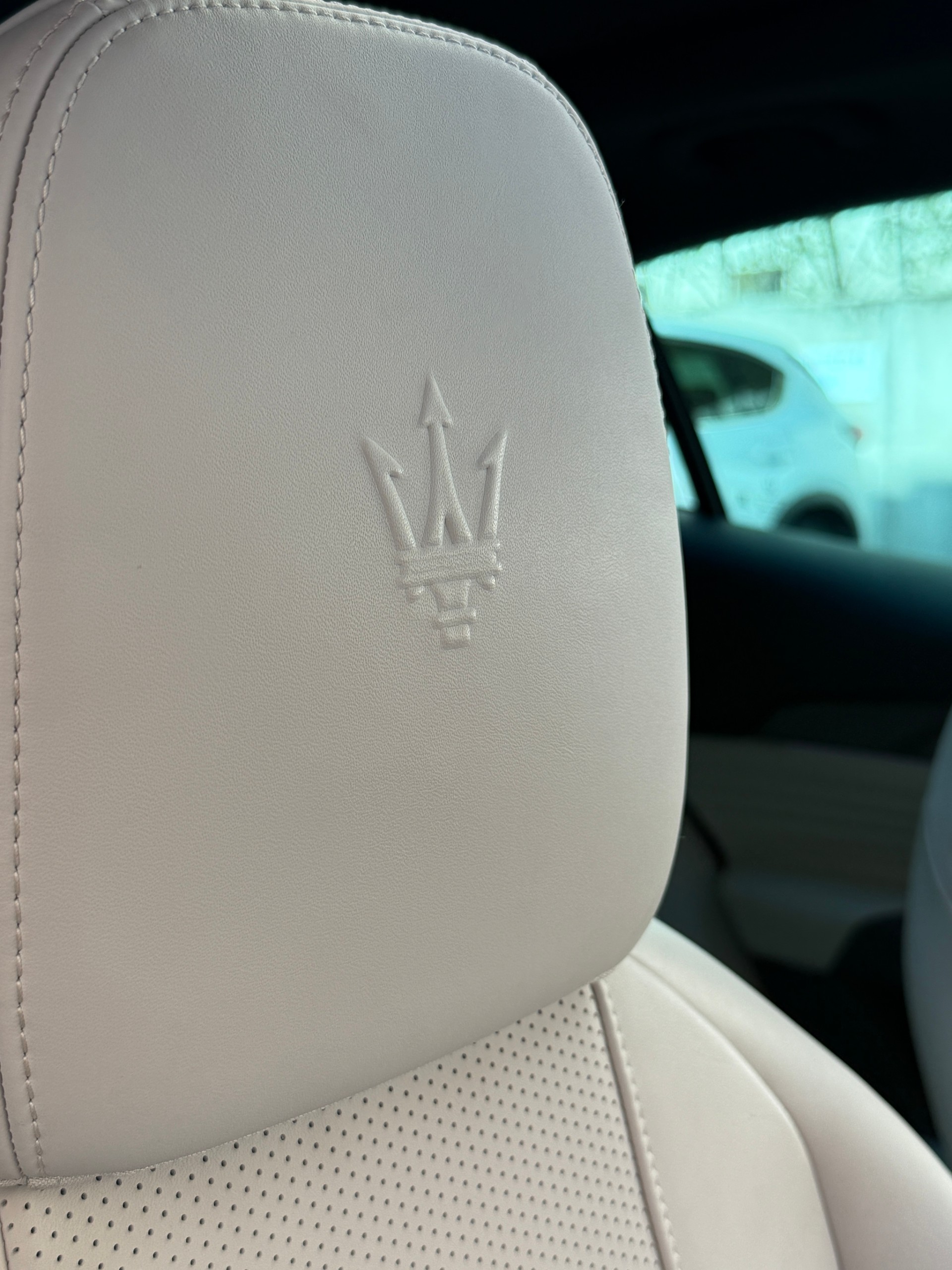 MASERATI Grecale 2.0 MHEV Modena Hybrid Automatica-image-14