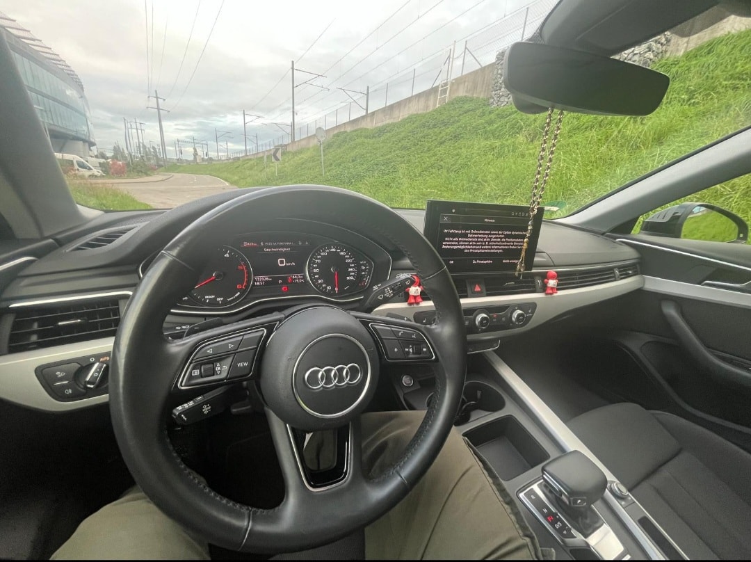 AUDI Avant-image-8