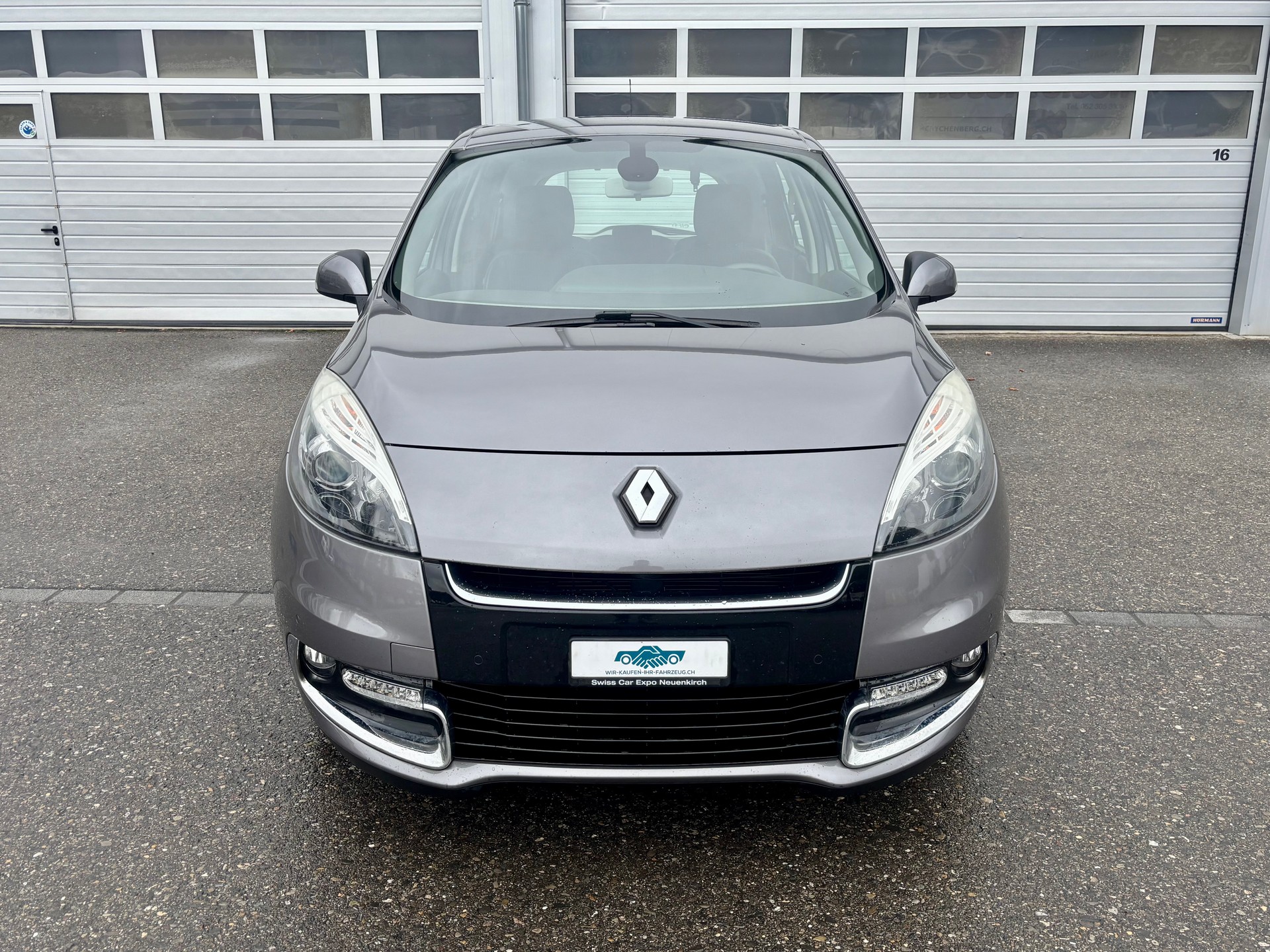 RENAULT Scénic 2.0 16V Dynamique X-Tronic CVT-showroom-element-1
