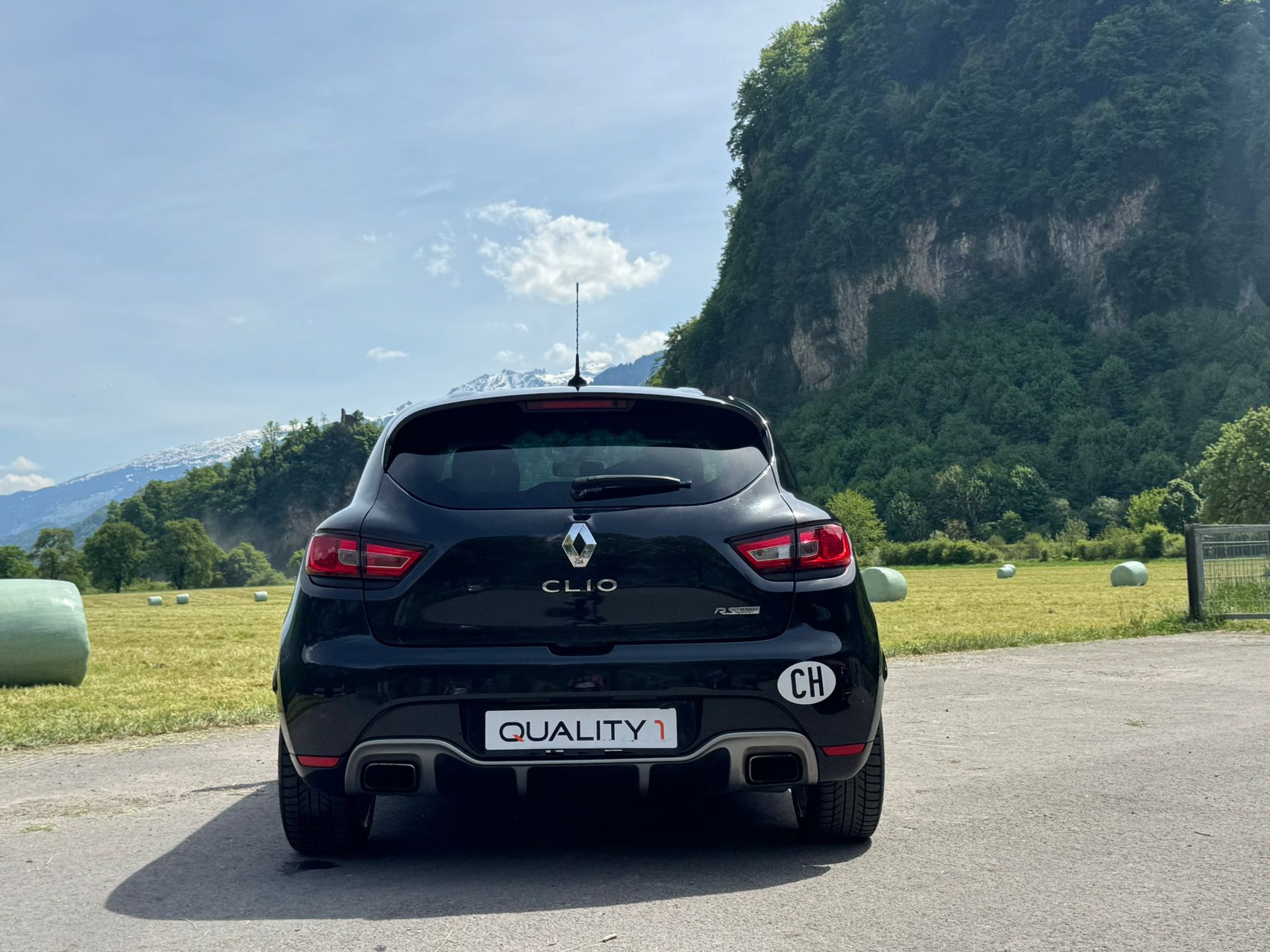 RENAULT Clio 1.6 T RS 200 EDC-image-9