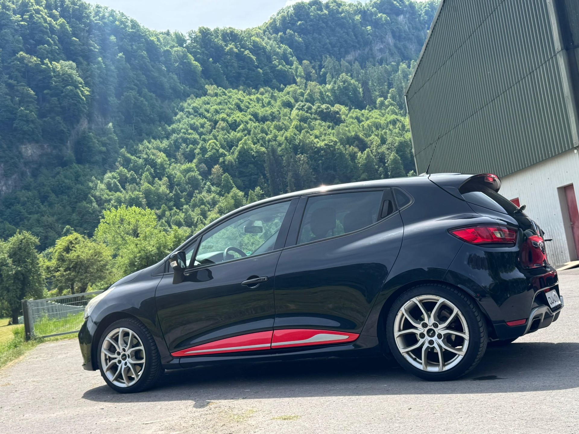 RENAULT Clio 1.6 T RS 200 EDC-image-5